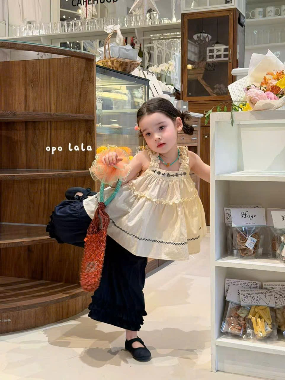 C120 - Áo 2 dây babydoll kem hãng Opl (Sz90-130)_thumbnail_0