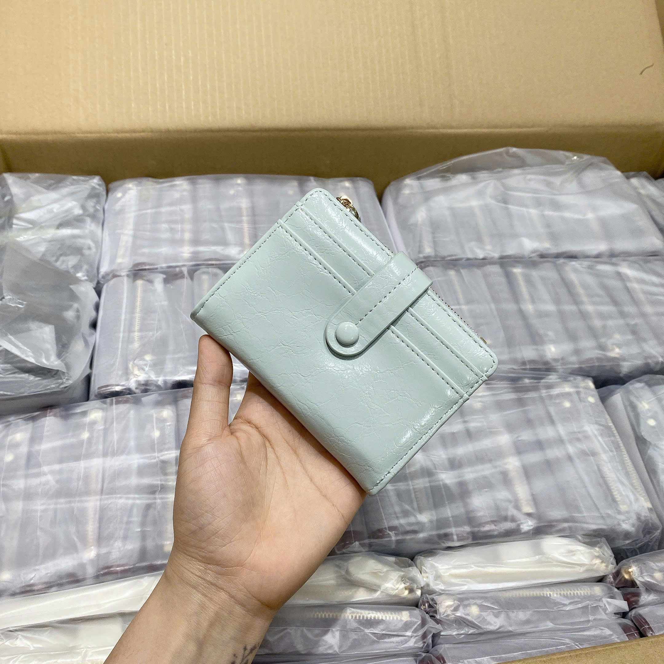 V1 VÍ 6 MÀU_thumbnail_4