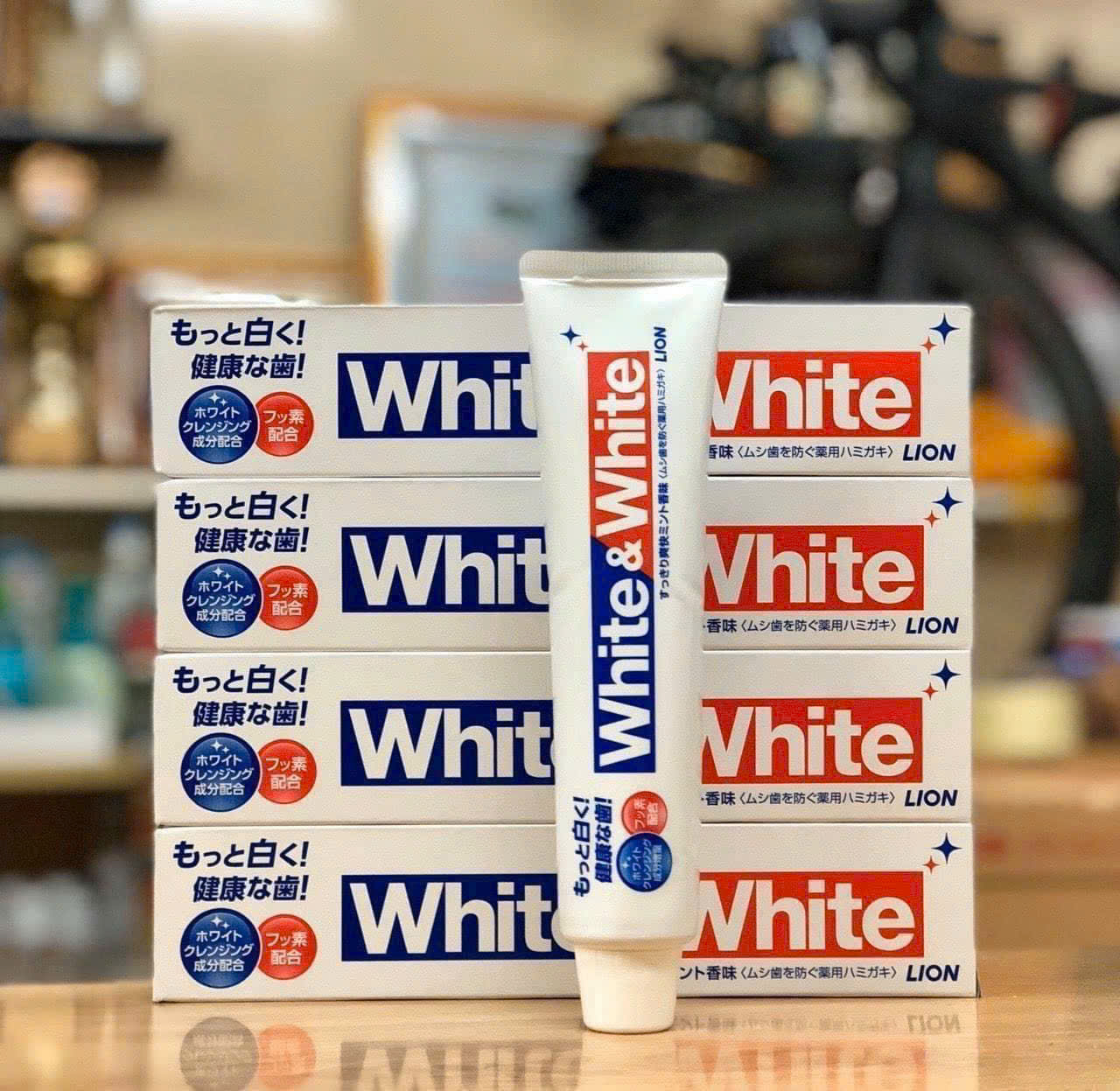 SET 2 KEM ĐÁNH RĂNG WHITE&WHITE NHẬT BẢN