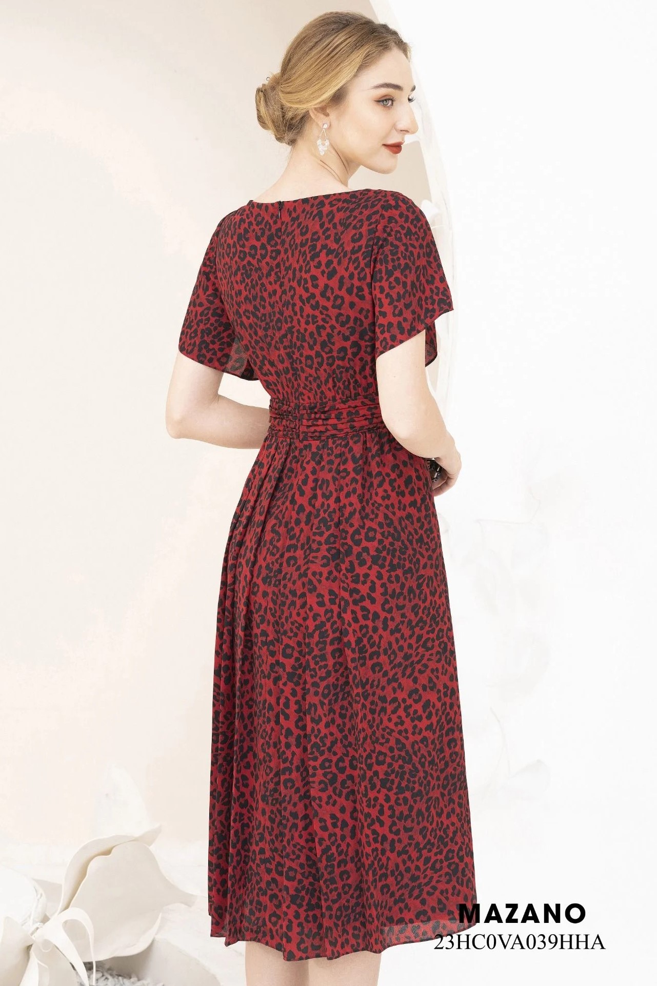 Đầm Da Báo Xếp Ly Cổ Đổ_thumbnail_3