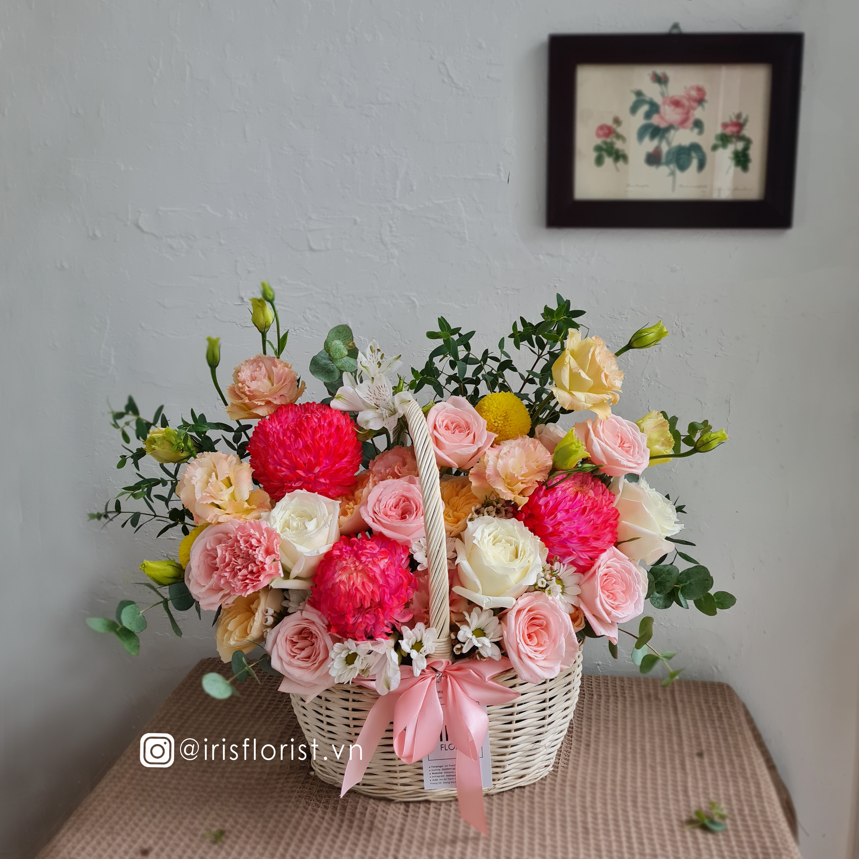 Giỏ mây Tone hồng mix Cúc mẫu đơn_thumbnail_0