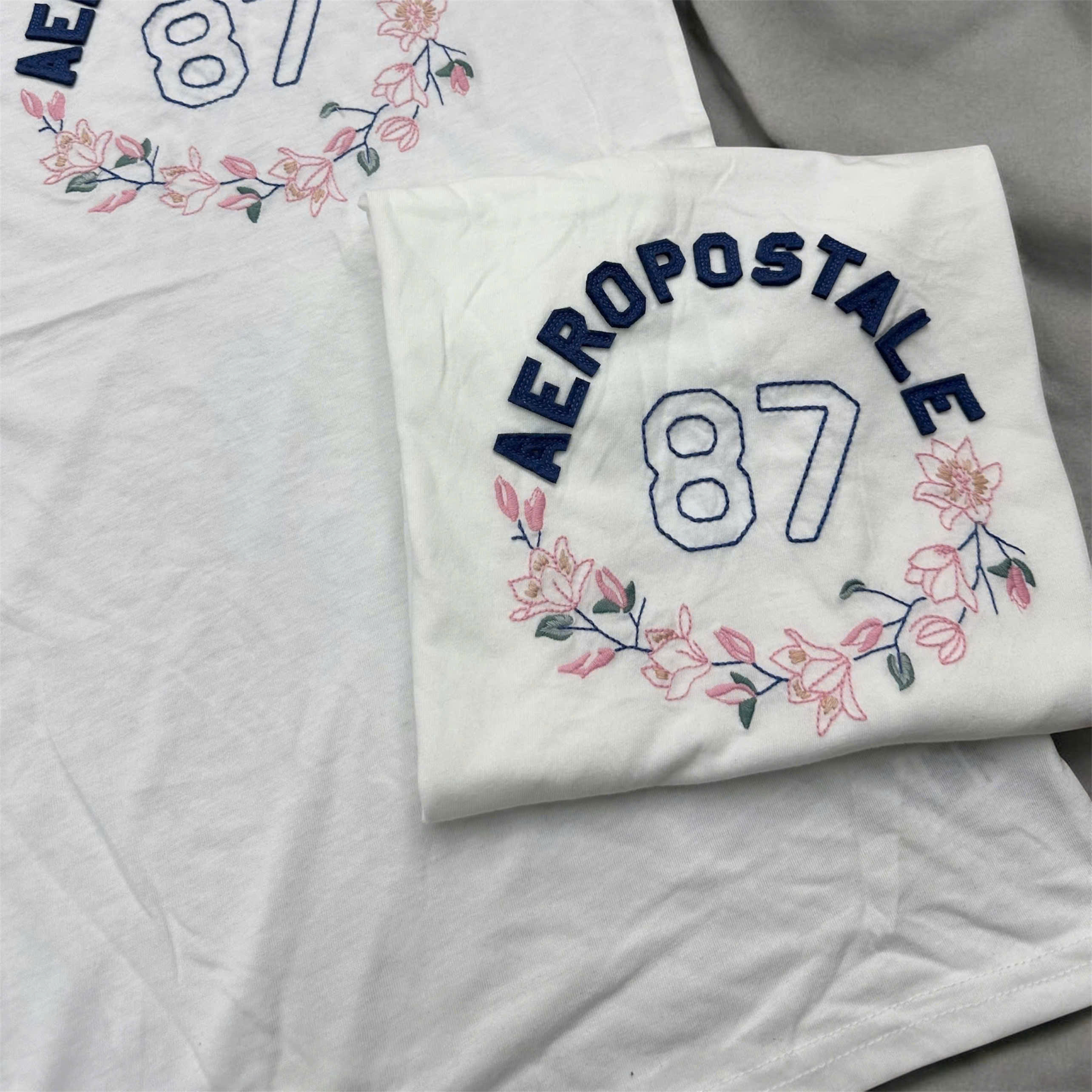 AT831 - Áo thun trắng Areo_thumbnail_4