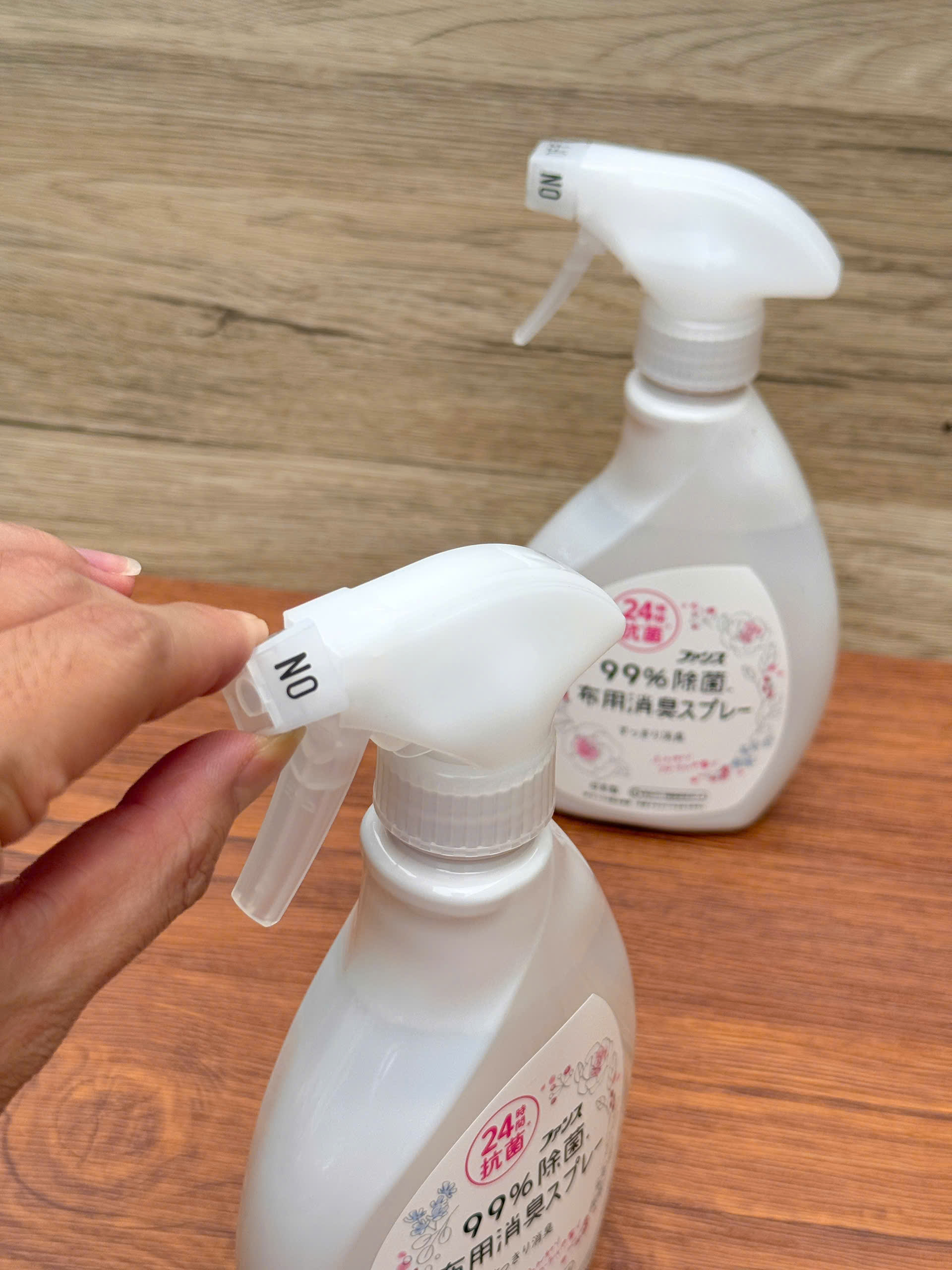 XỊT THƠM KHÁNG KHUẨN QUẦN ÁO 380ml - NỘI ĐỊA NHẬT_thumbnail_9
