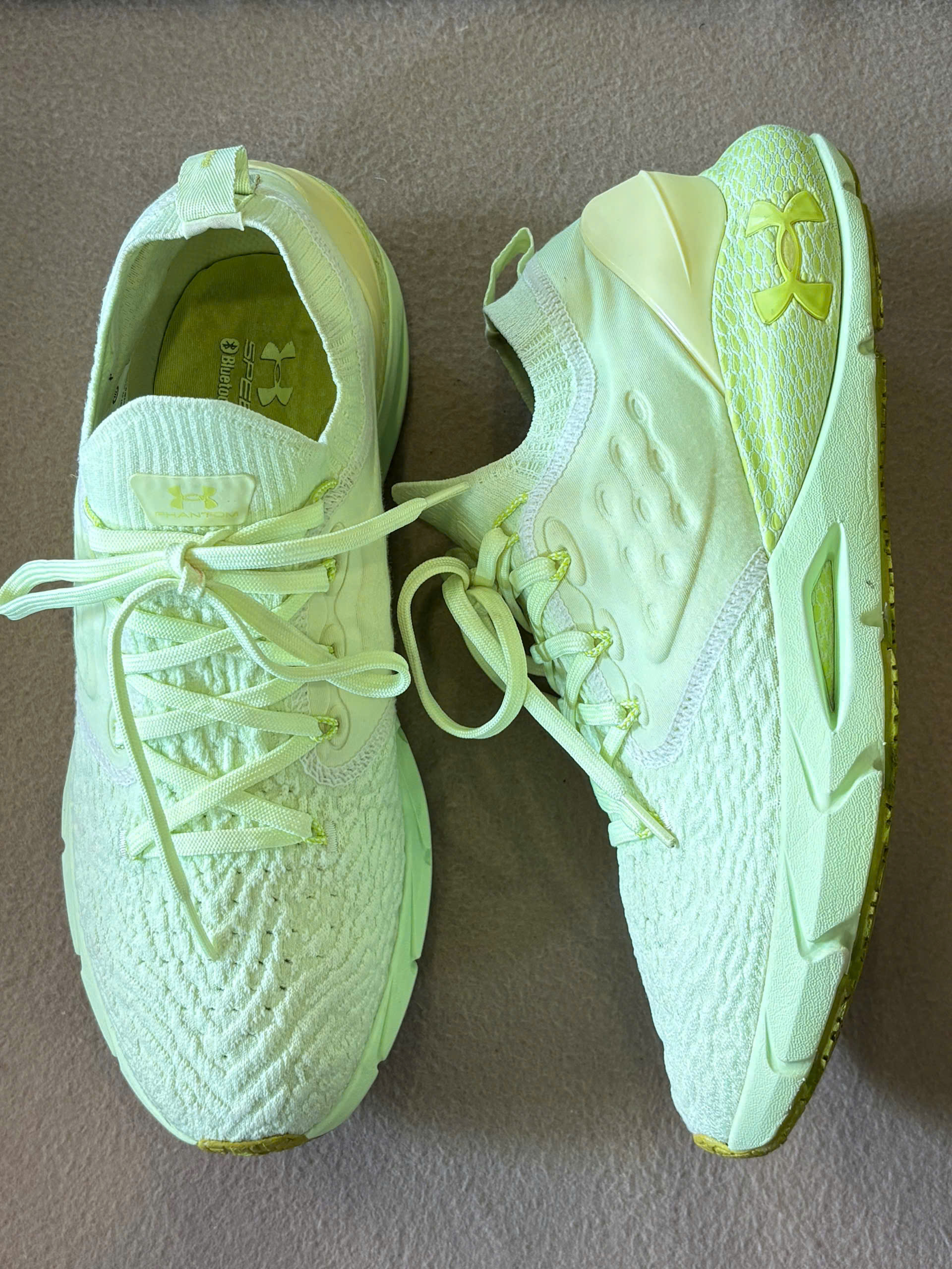 Under Armour Training Shoes HOVR Rise 2 Neon 3023017-004