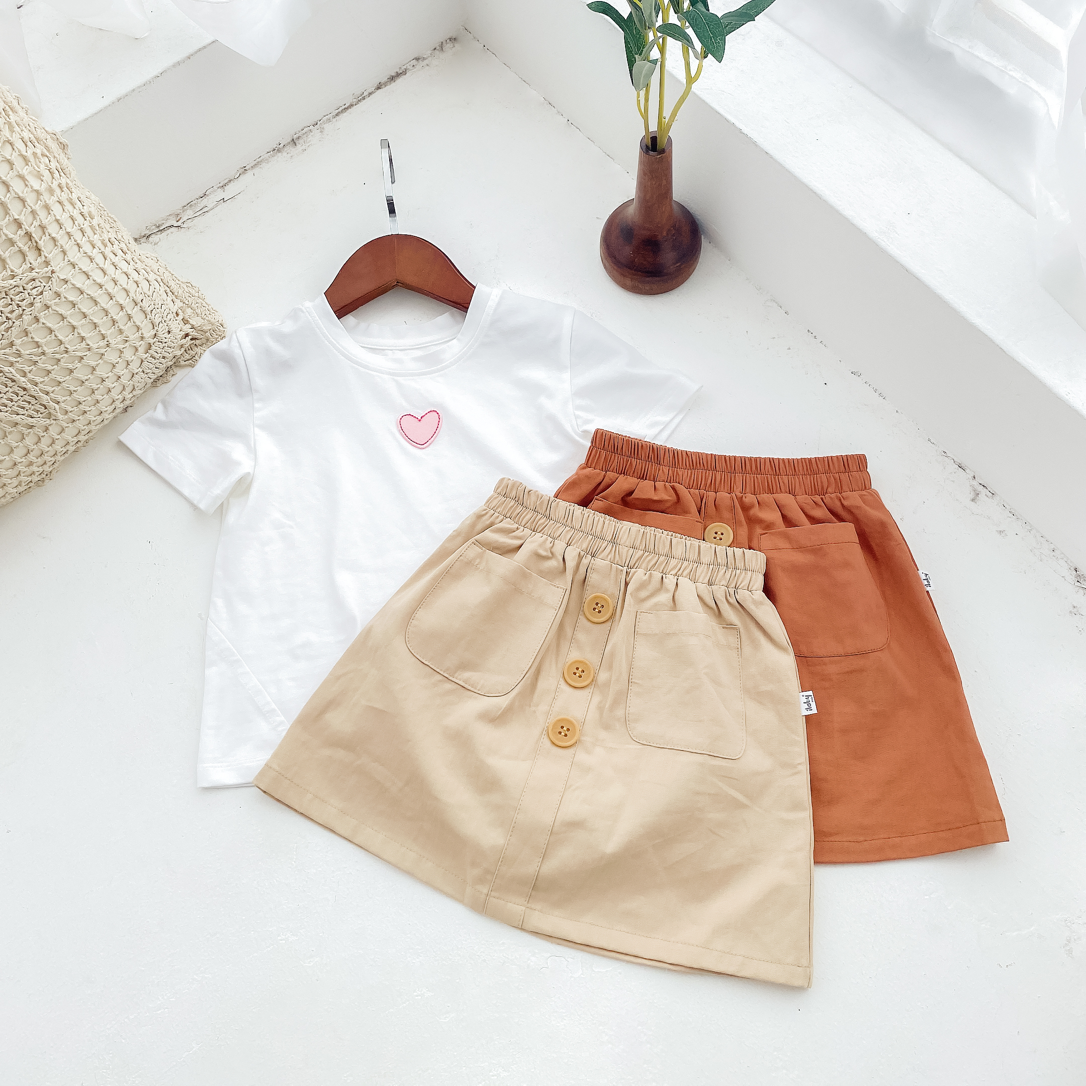 Chân váy kaki phối cúc_thumbnail_0