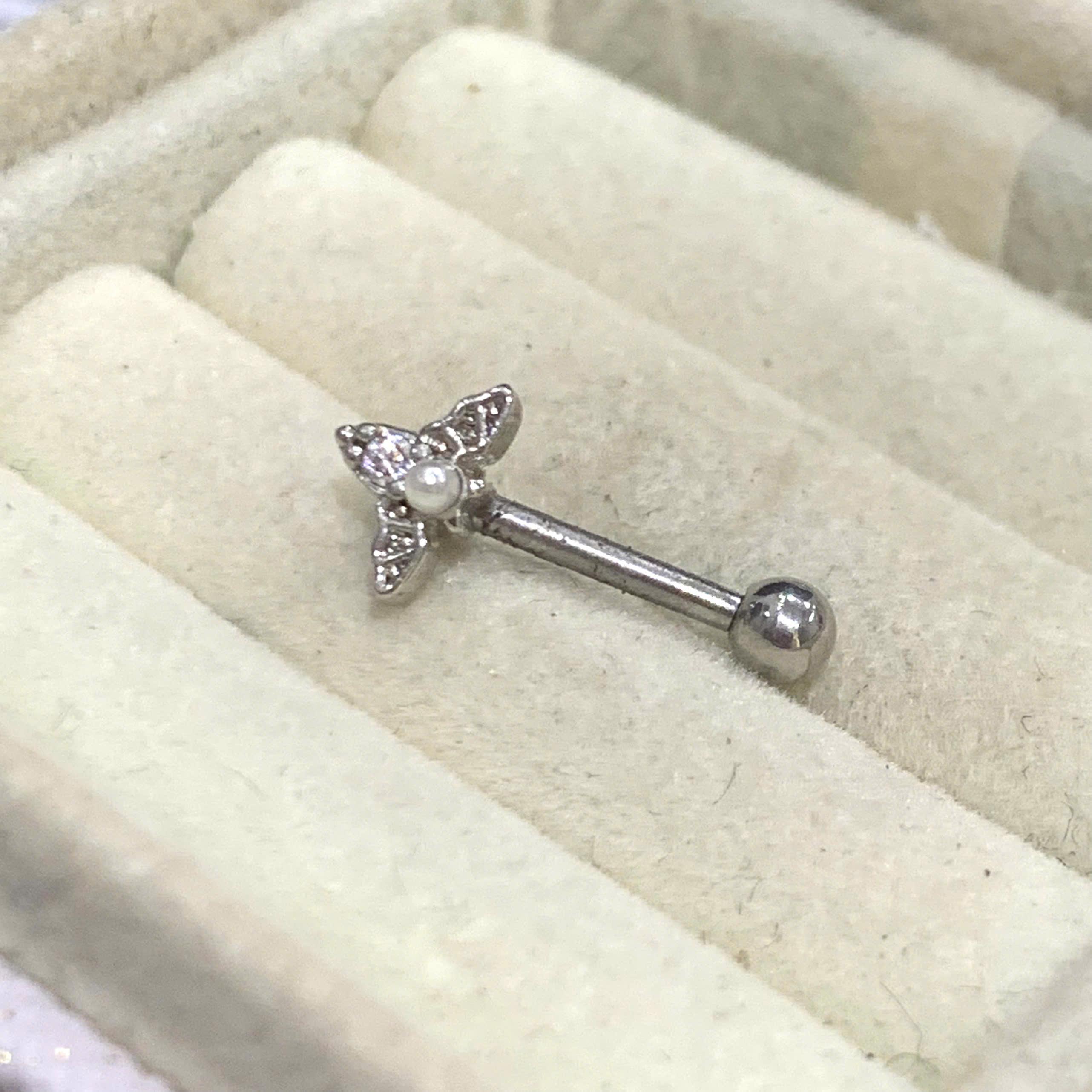 khuyên kiểu vertical con dơi nhỏ đính ngọc trai