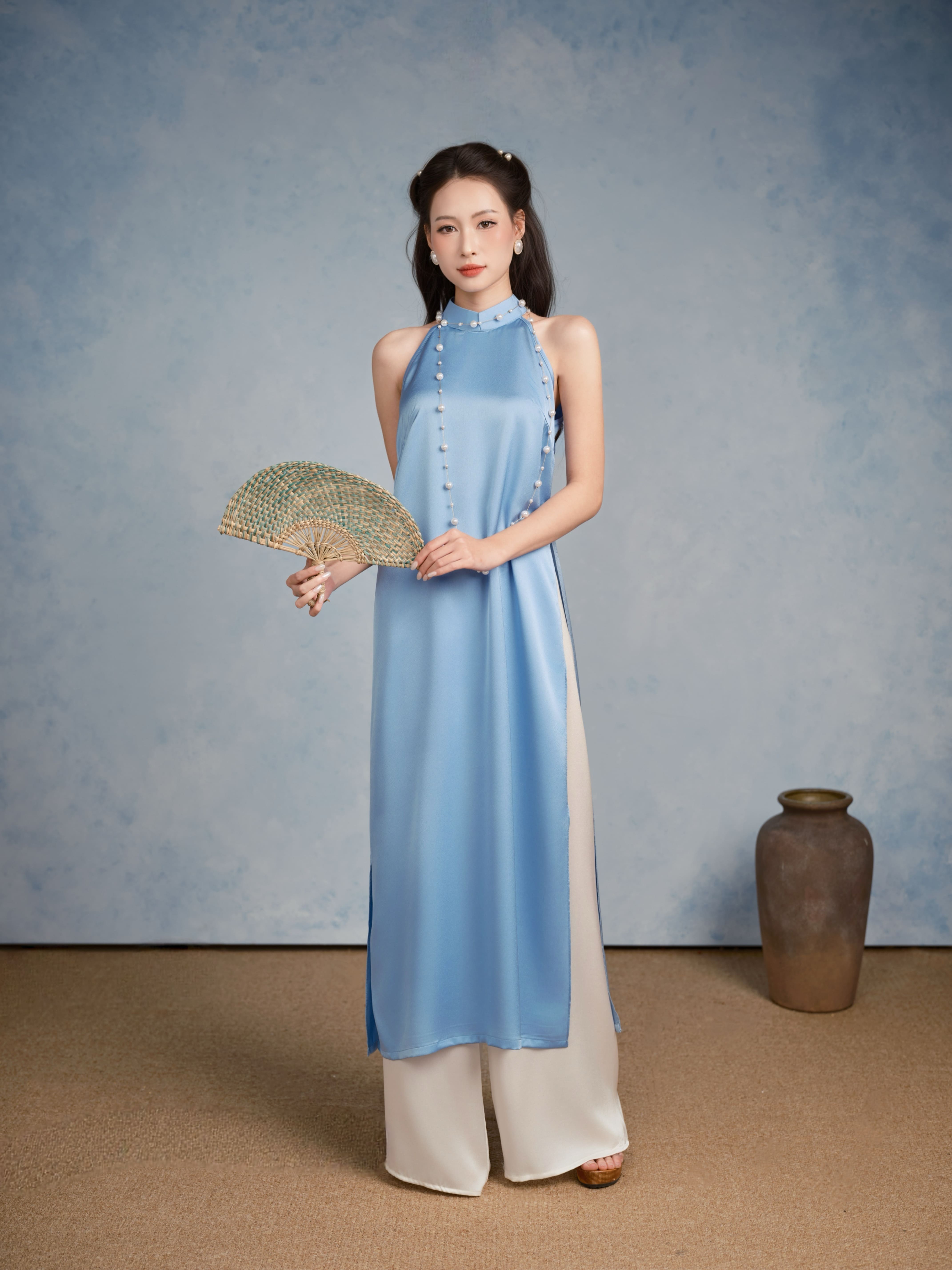 Áo dài Trân Sắc