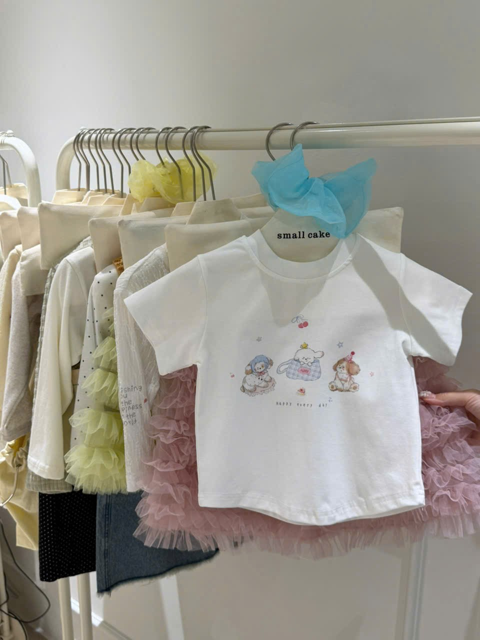 A11 - Áo thun trắng in hình gấu phối tay ngắn hãng SMC (Sz90-130)