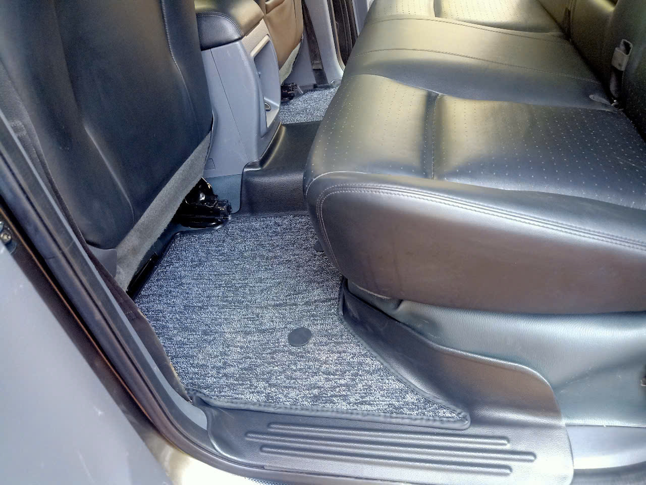 Thảm Lót Sàn Ô Tô TPE Nhựa Đúc Mazda BT50_thumbnail_4