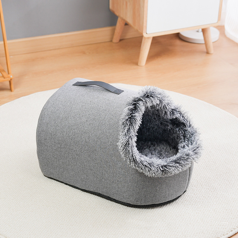 ที่นอนสุนัขและแมวทรงรองเท้า