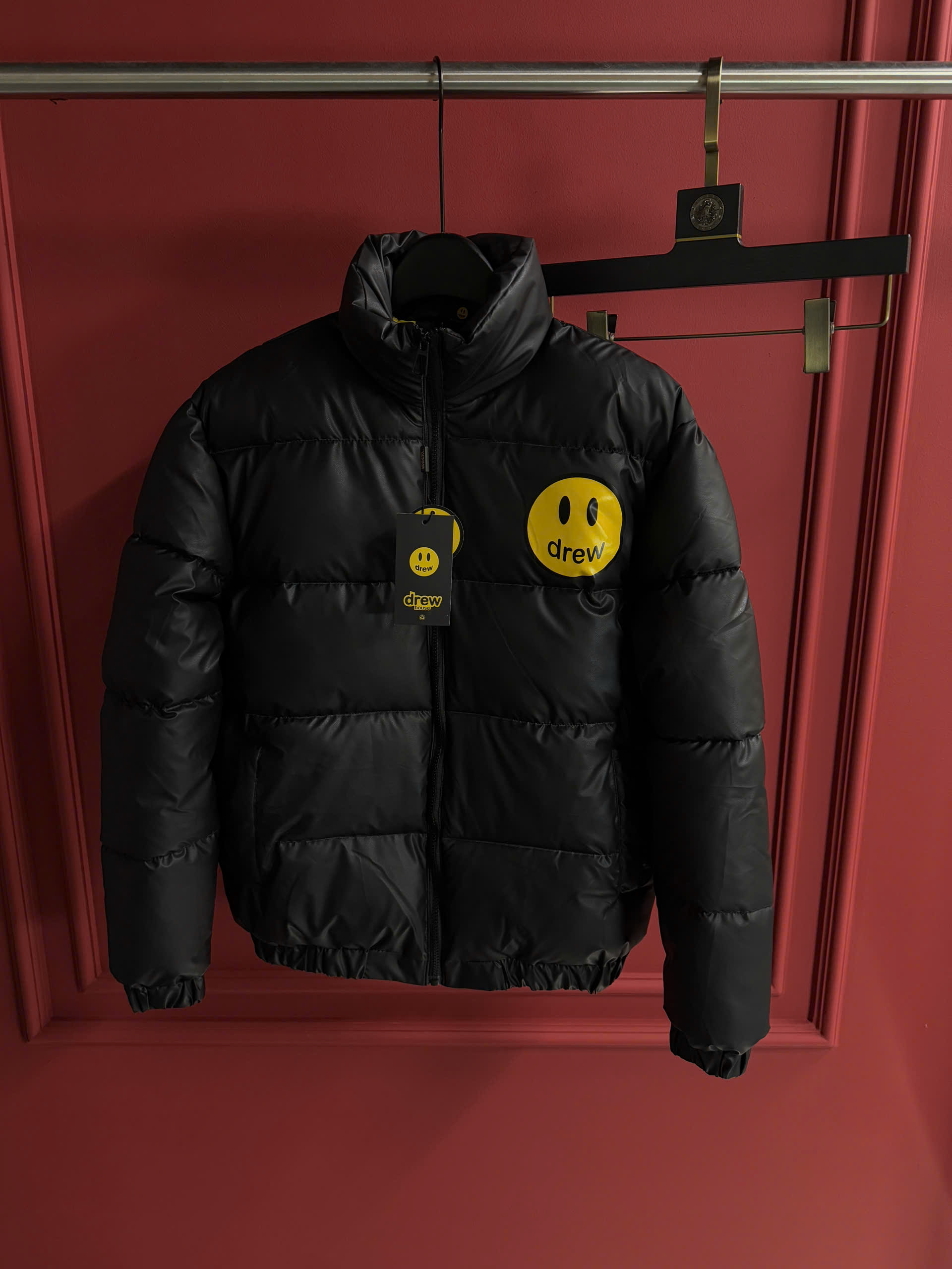 Áo Khoác Phao Drew Đen Lót Vàng_thumbnail_7