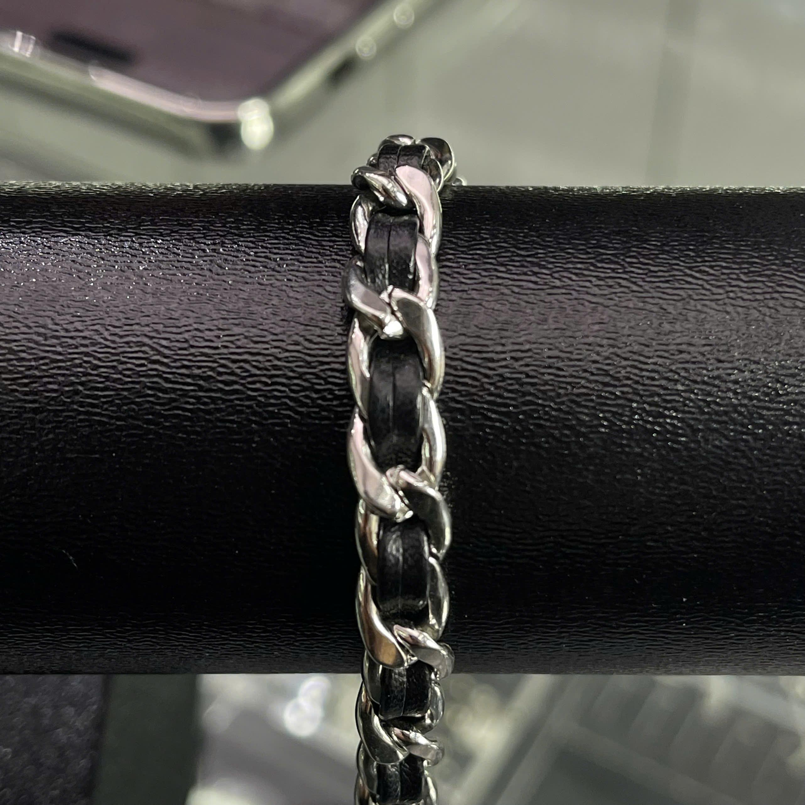 vòng tay xích kẹp dây da đen chất chơi người dơi_thumbnail_3