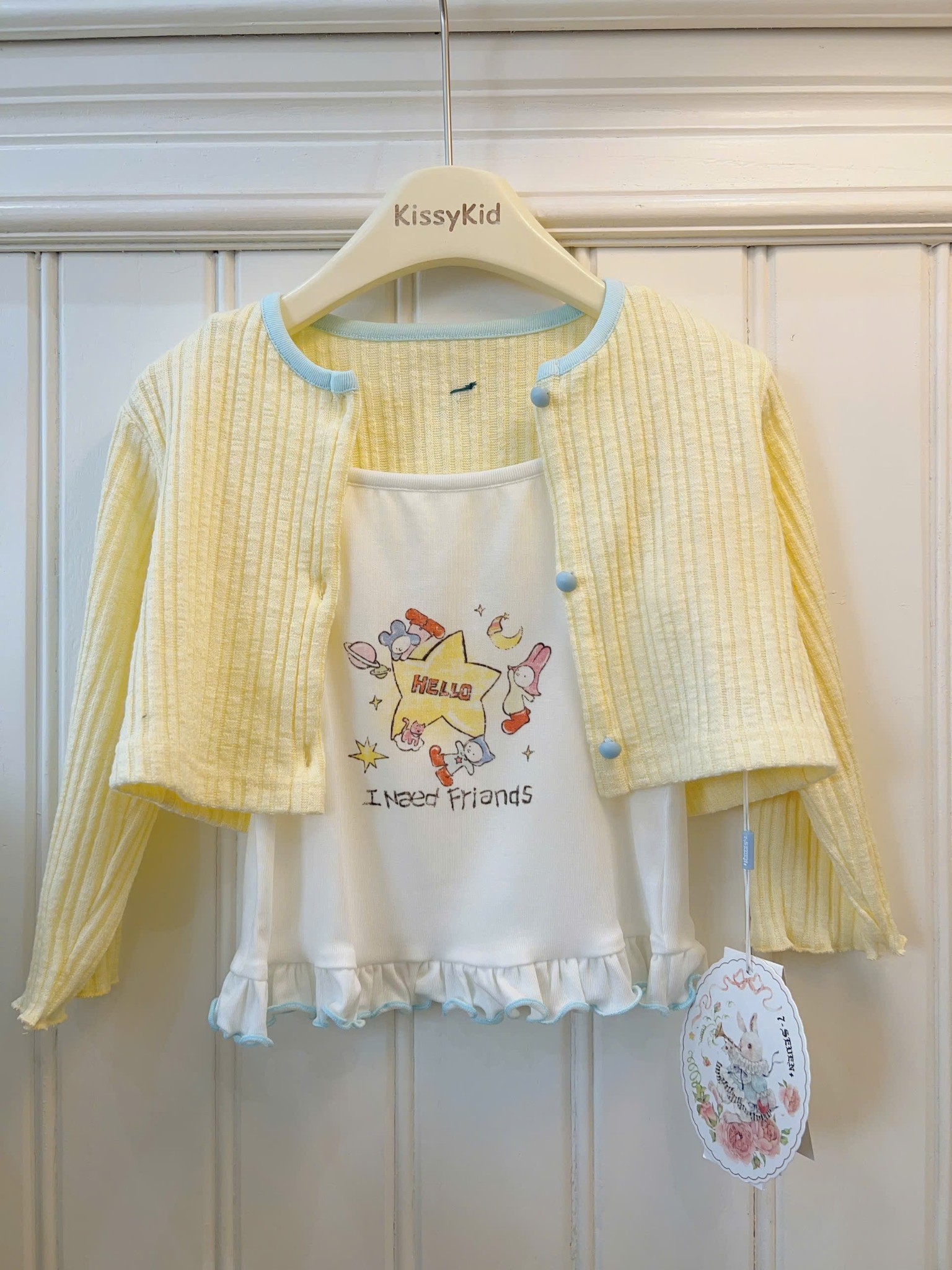 (H14) Set áo thun trắng hoạ tiết ngôi sao mix áo cardigan vàng Seven_thumbnail_0