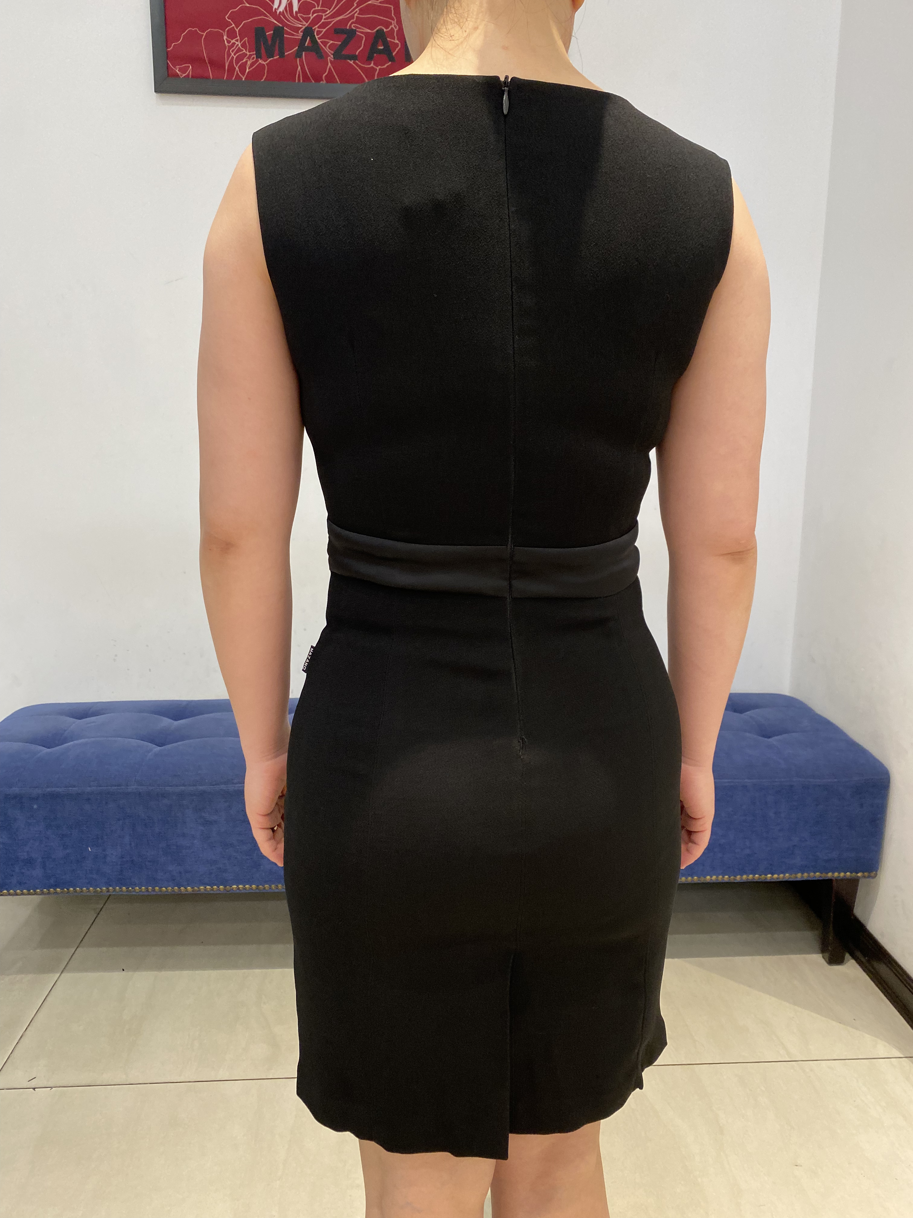 Đầm đen thân ôm sát tay_thumbnail_3