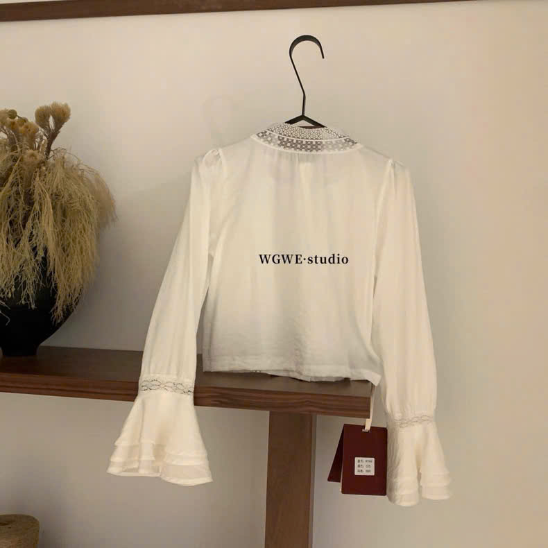 HA119 Áo tay loe phối cổ ren