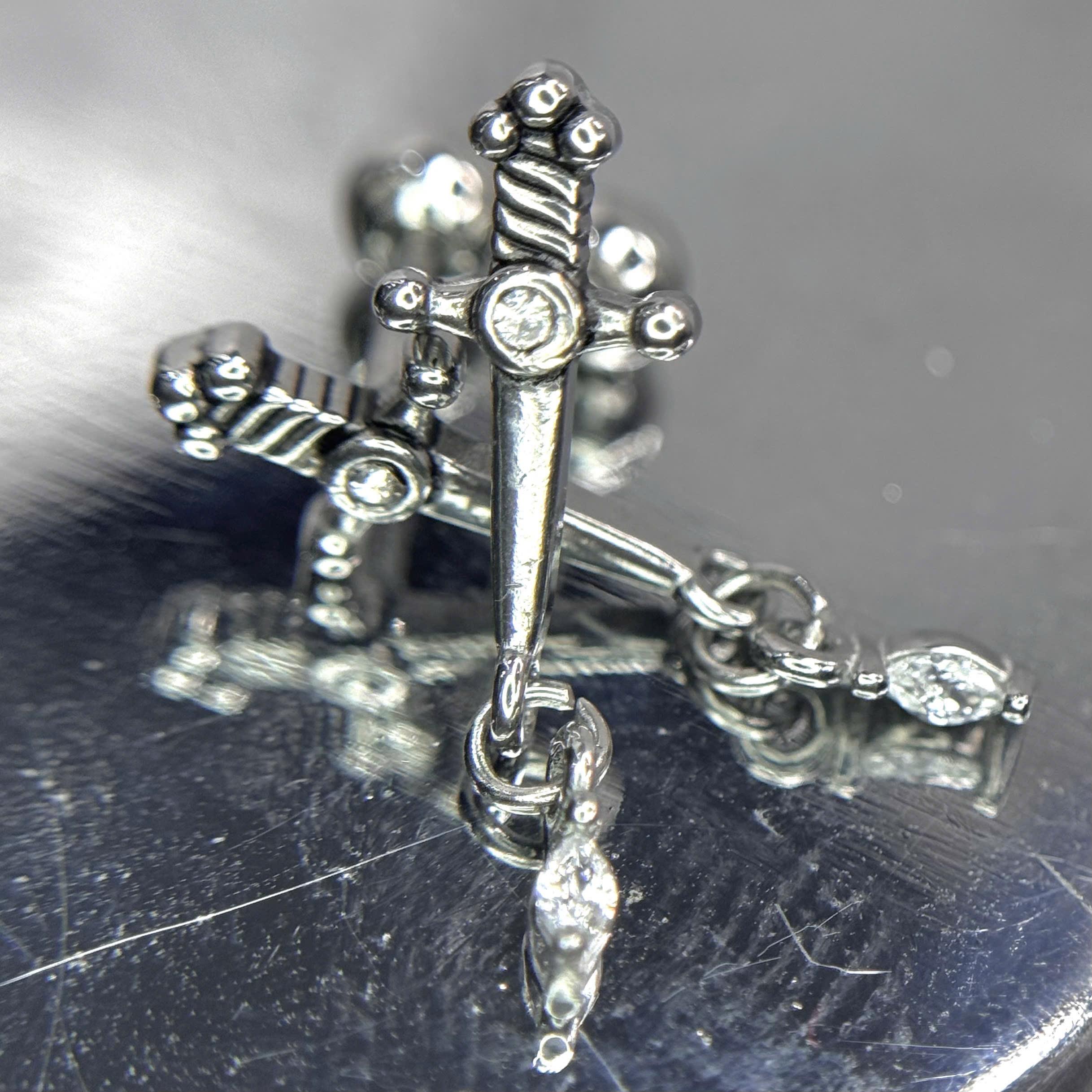 Khuyên kiểu kiếm đá rơi_thumbnail_3