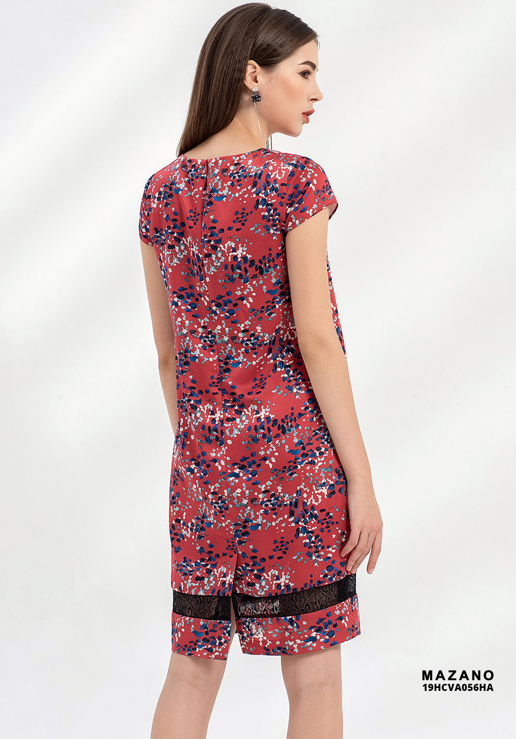 Đầm đỏ họa tiết loang phối ren_thumbnail_1