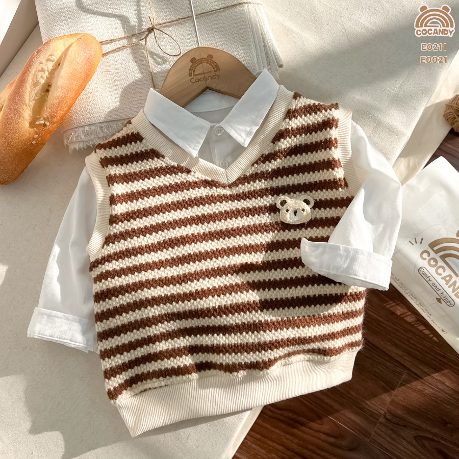 Áo gile kẻ NÂU BE thêu gấu