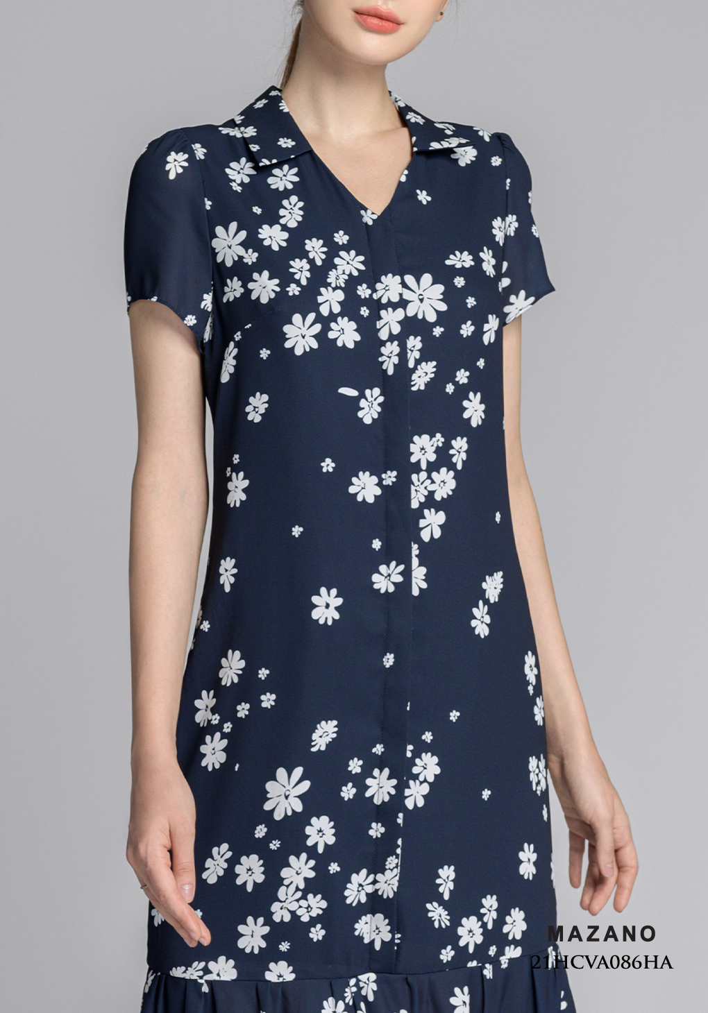 Váy xanh họa tiết chân bèo thắt đai_thumbnail_5