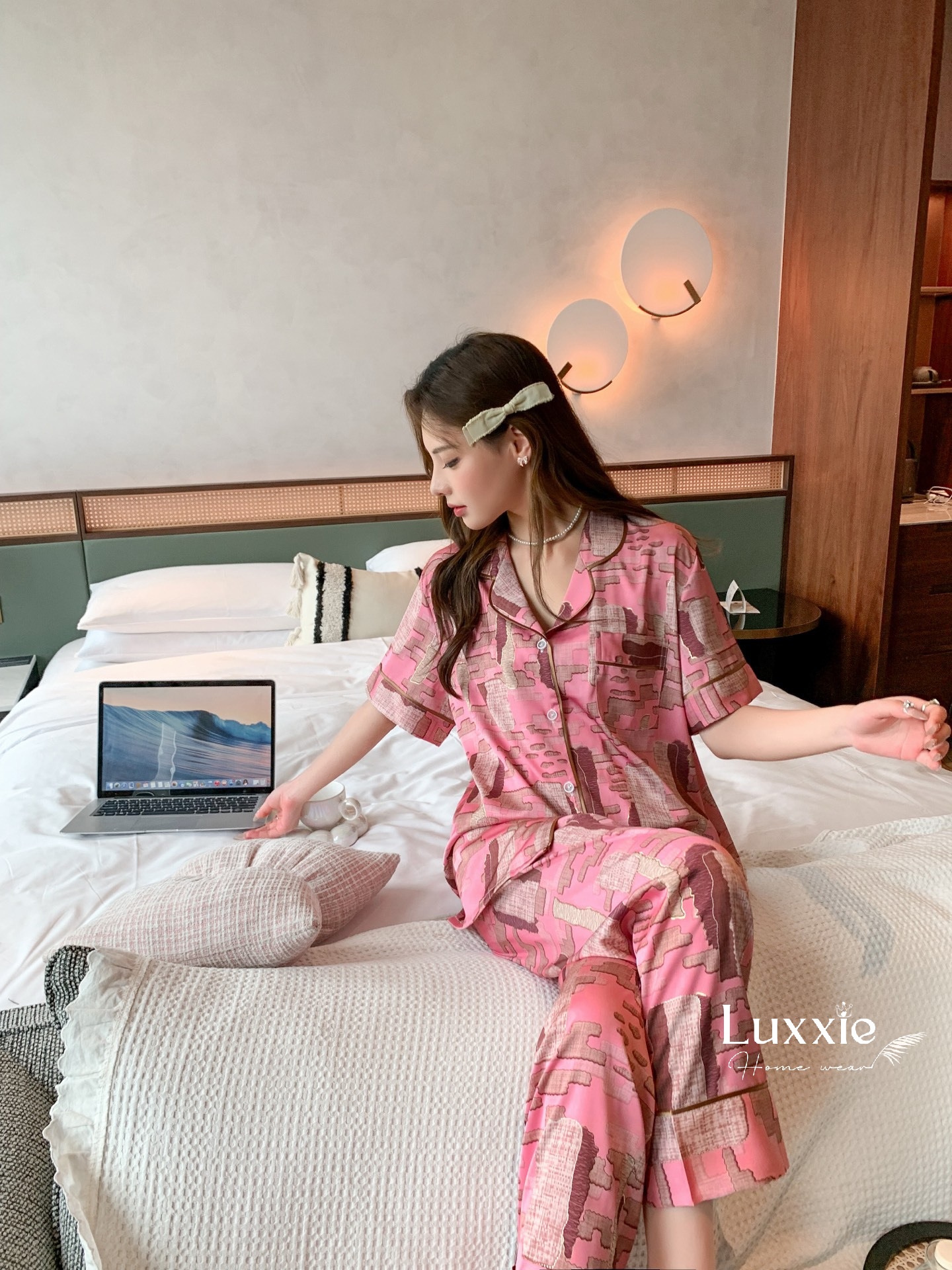 LECOCDAI02 Pijama lụa hồng họa tiết hình khối_thumbnail_3