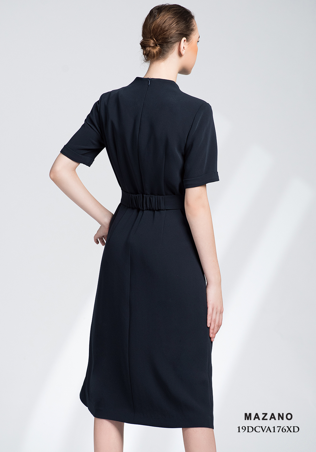 Đầm xanh thân ôm vạt xếp ly_thumbnail_1