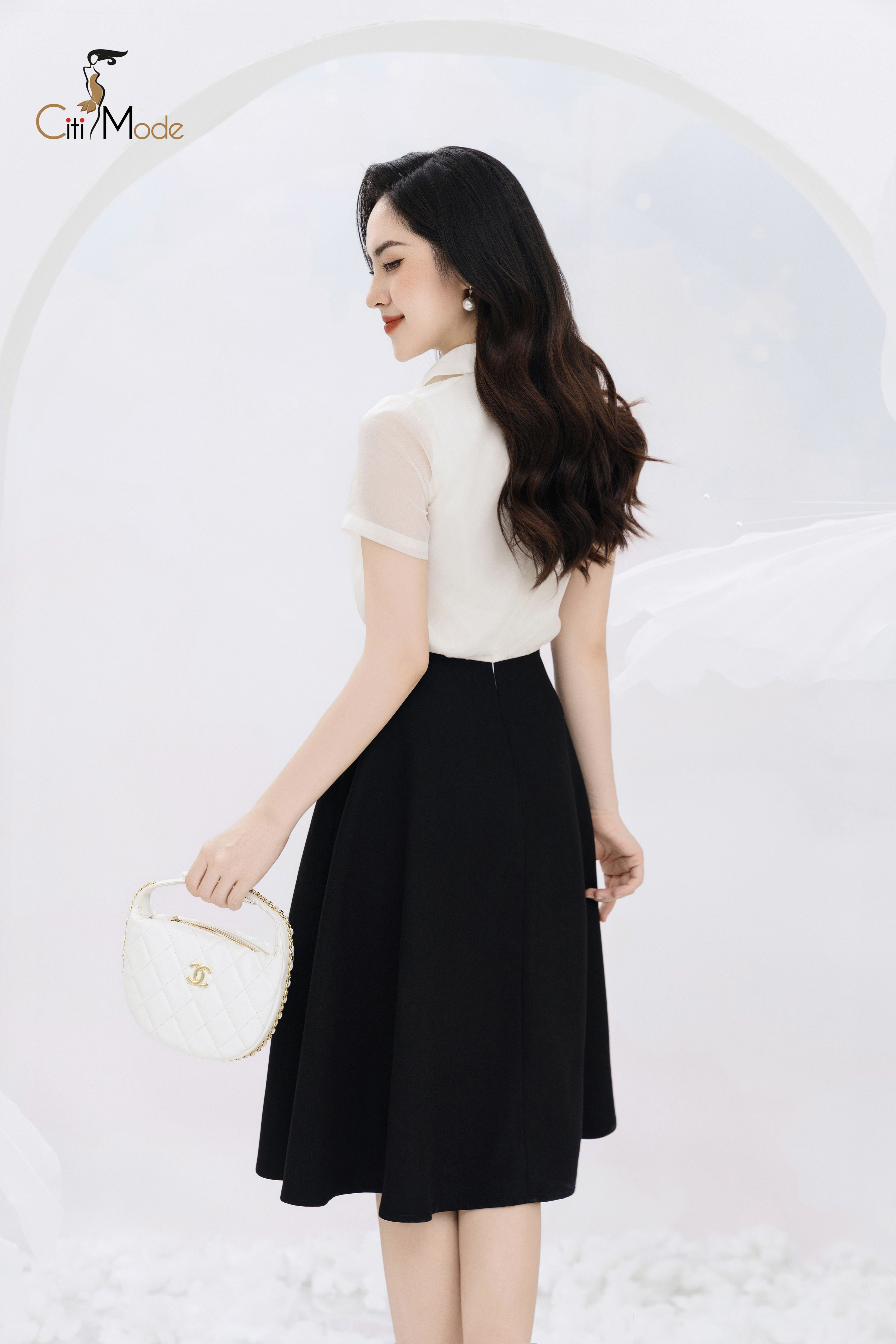 Đầm xoè trắng phối chân váy đen_thumbnail_1