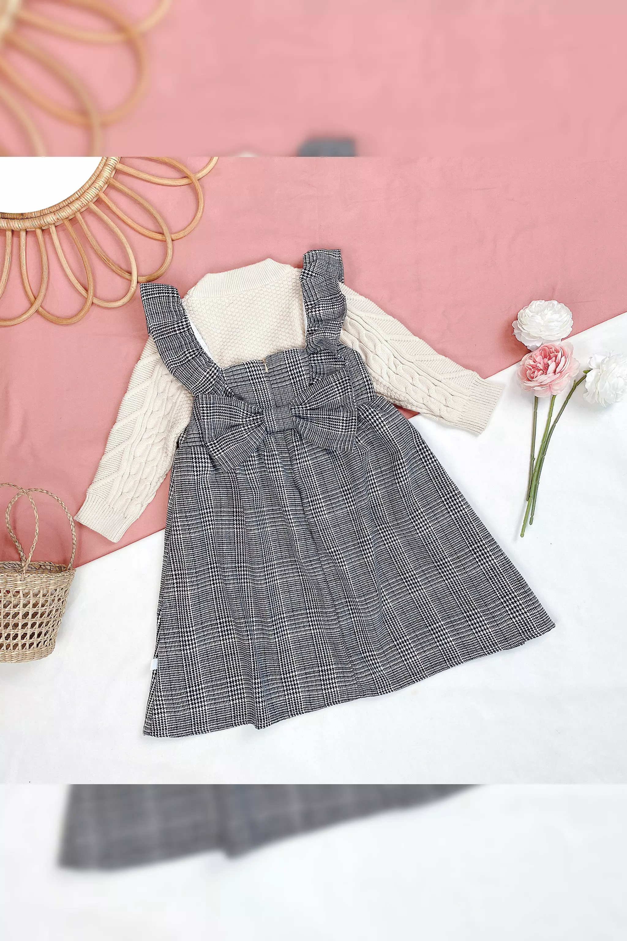 Yếm dạ kẻ nơ sau_thumbnail_3