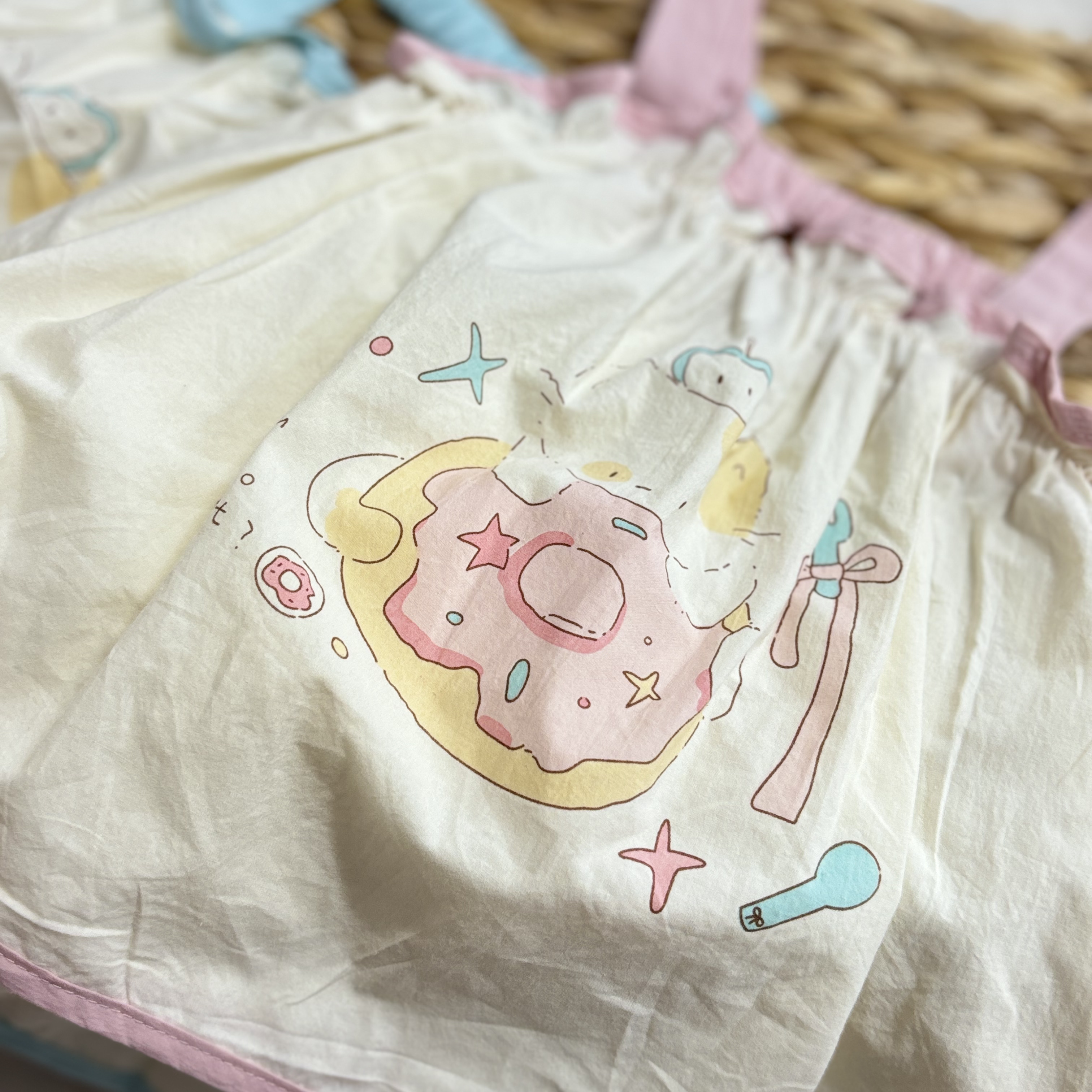 (V18) Áo hai dây thô họa tiết siêu yêu 2 màu xanh màu hồng cho bé gái QCCC 2025_thumbnail_2