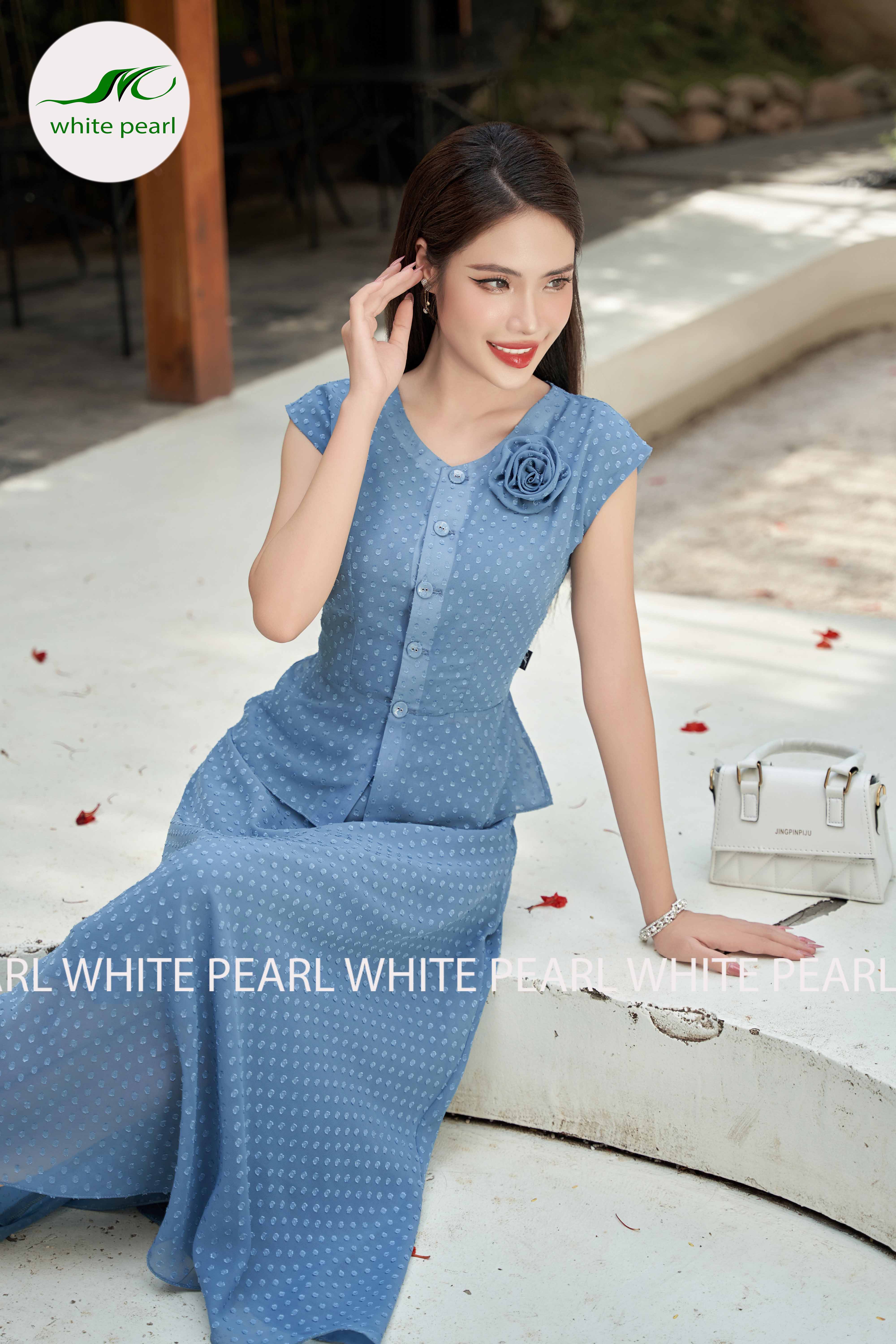 SET Áo bepzum kết hợp chân váy xòe Màu xanh thời trang công sở cao cấp White Pearl_thumbnail_2