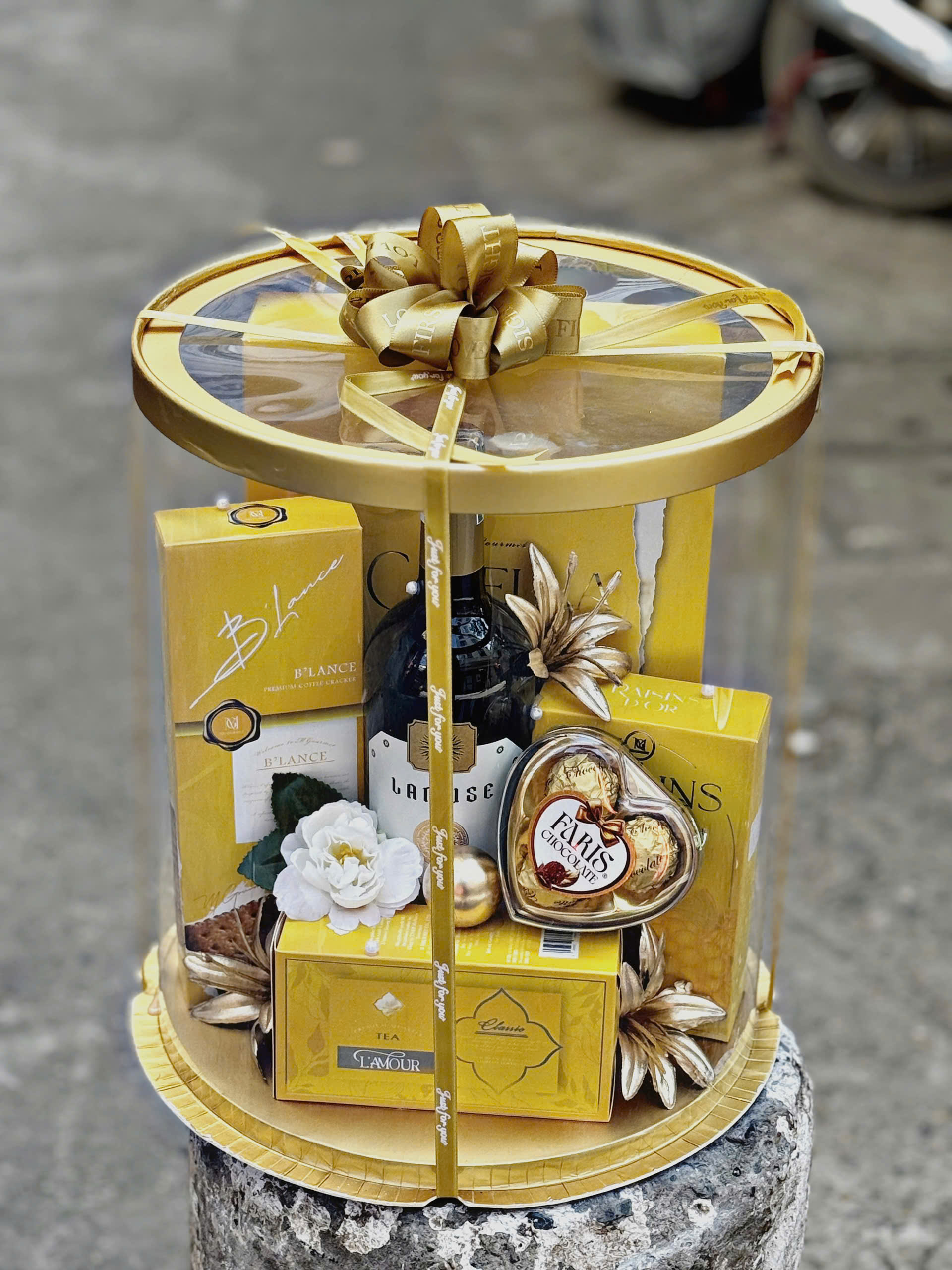 Set quà Tết hộp mica tròn trong suốt