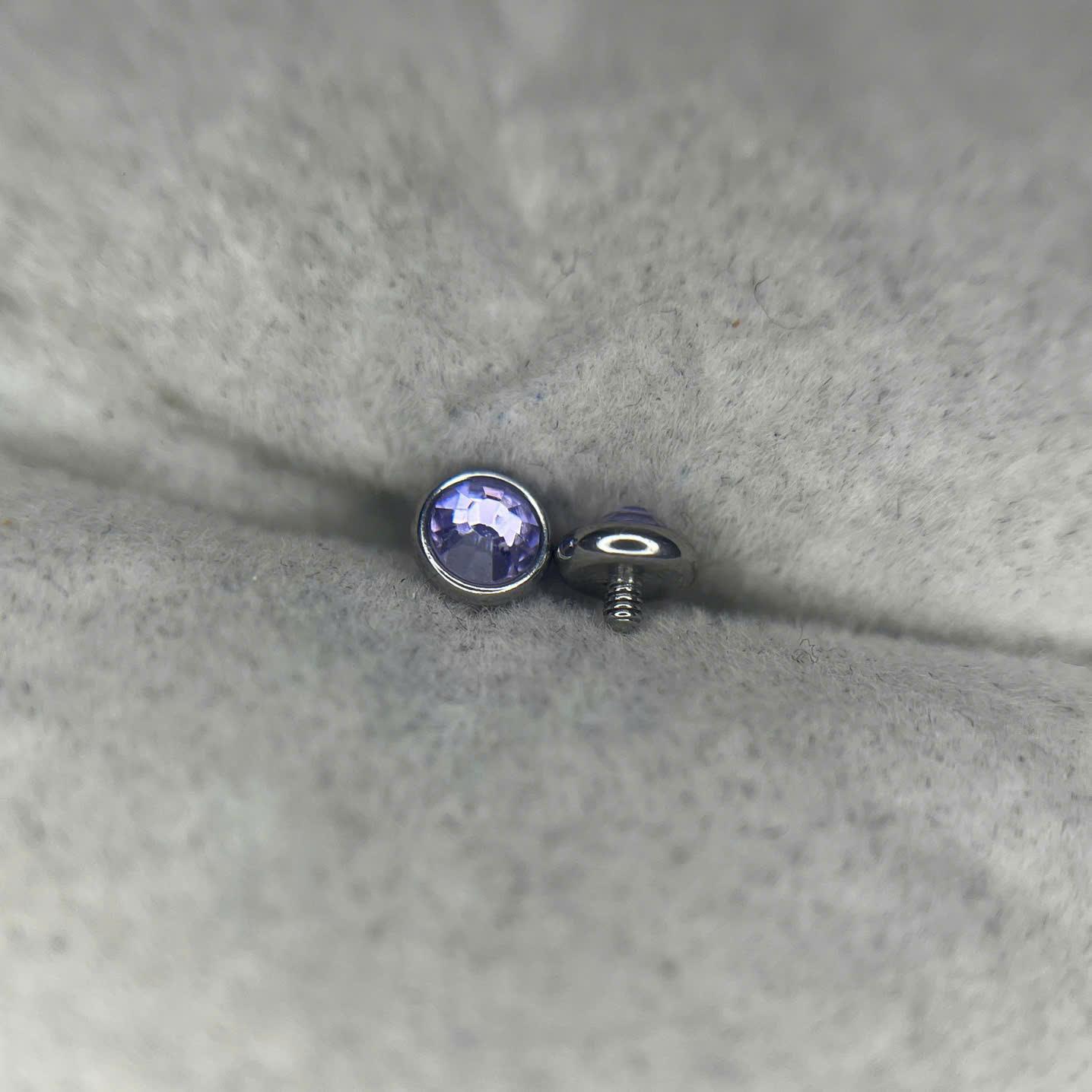 Charm cấy thép y tế màu tím size 4 _thumbnail_3