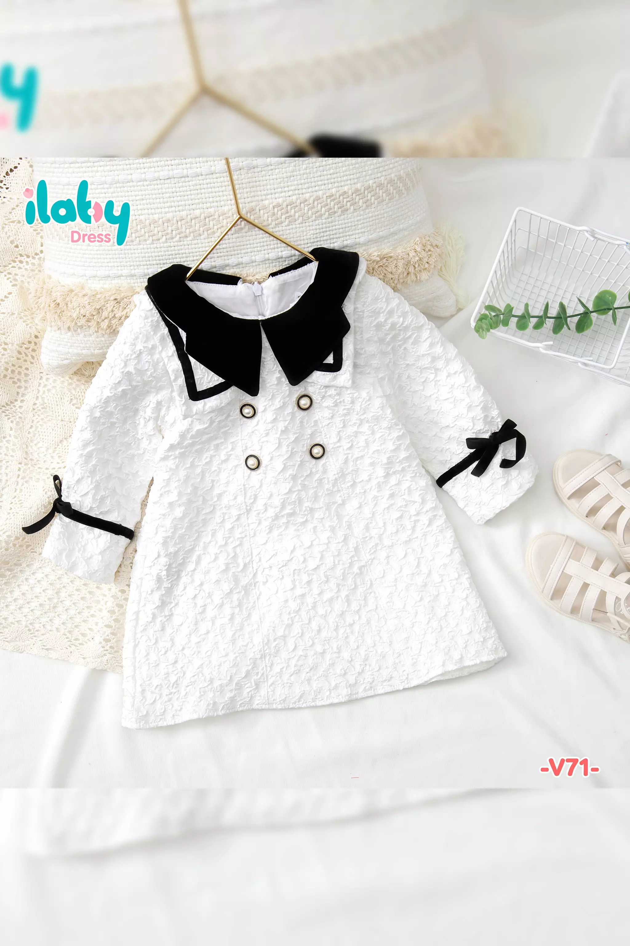 Váy gấm phối cổ nhung_thumbnail_1