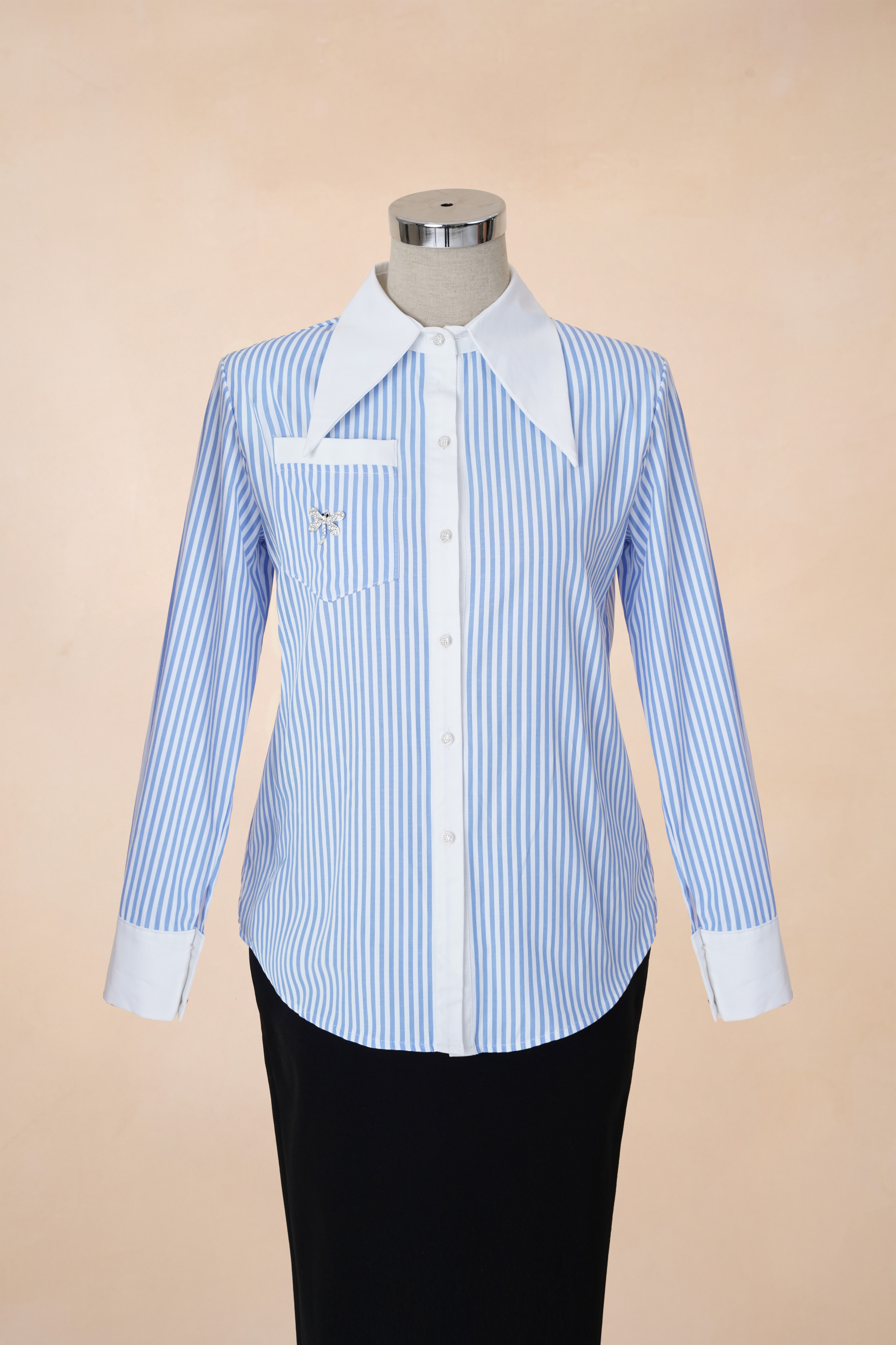 Sơ Mi Kẻ Cổ Nhọn Túi Ngực_thumbnail_4