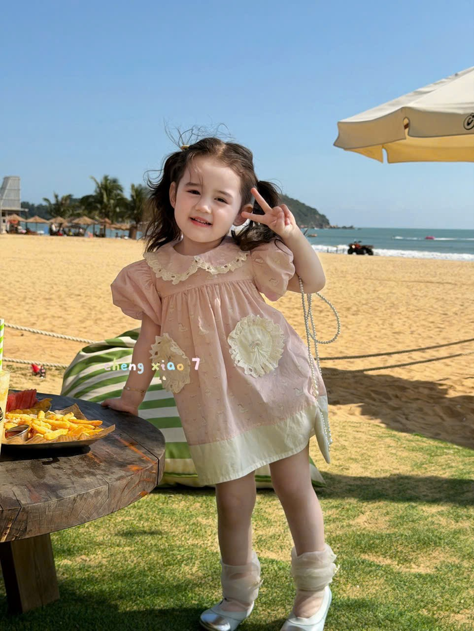 CX53 - Váy cotton cổ ren phối hoa nổi hồng hãng CX7_thumbnail_0