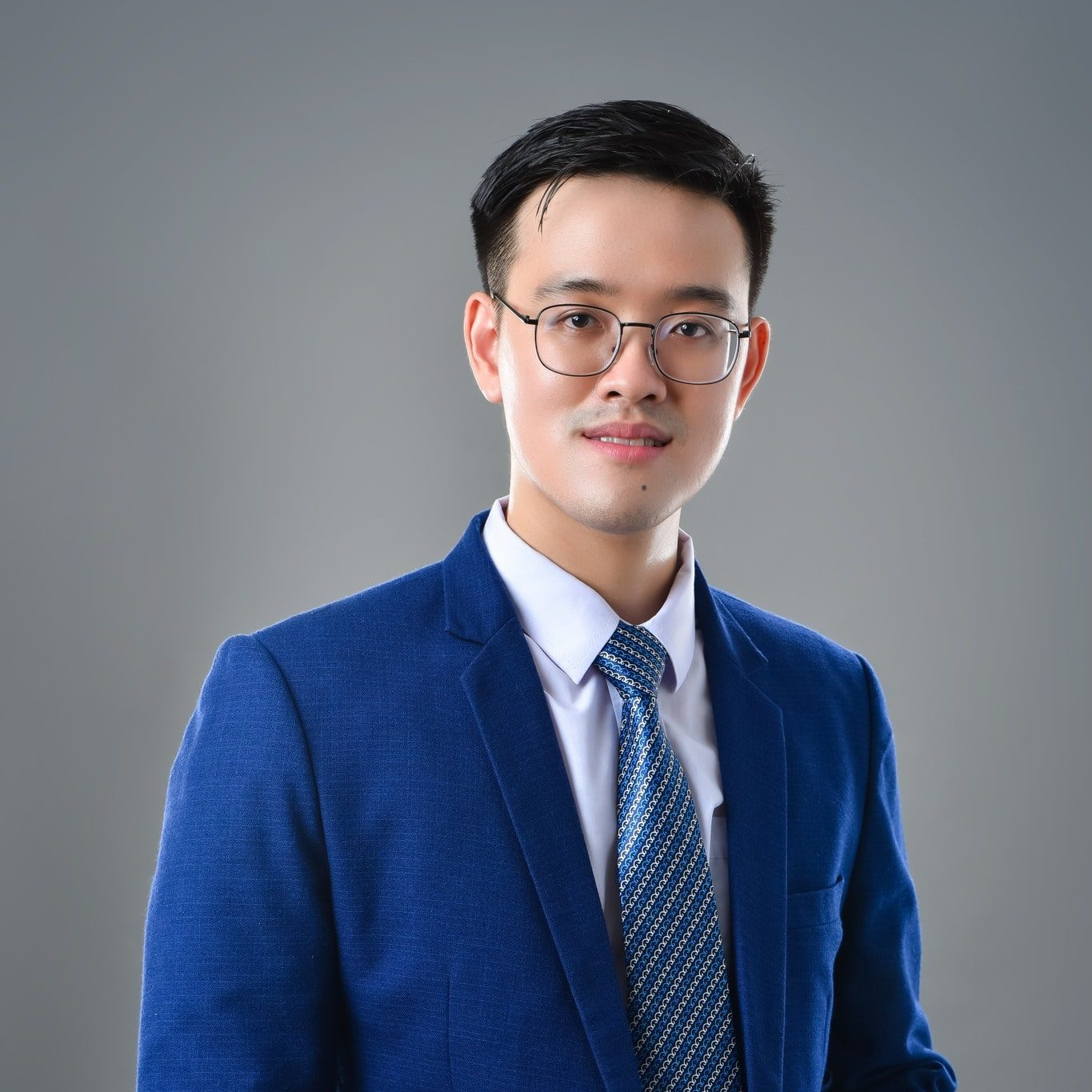 Anh-cong-so-3-min-e1708075335622