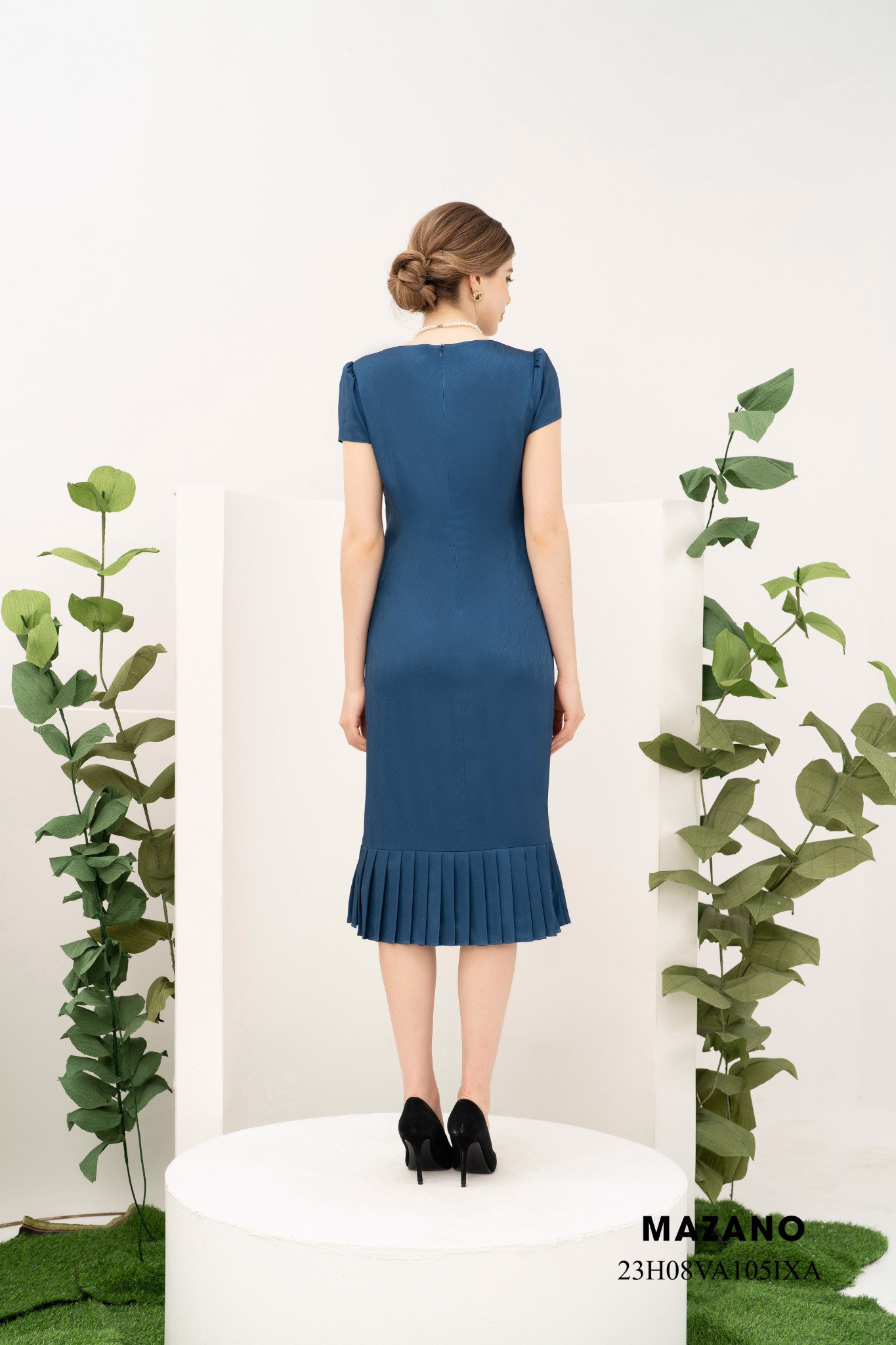 Đầm tiệc xanh in hoa hồng suông ít chân xếp_thumbnail_3