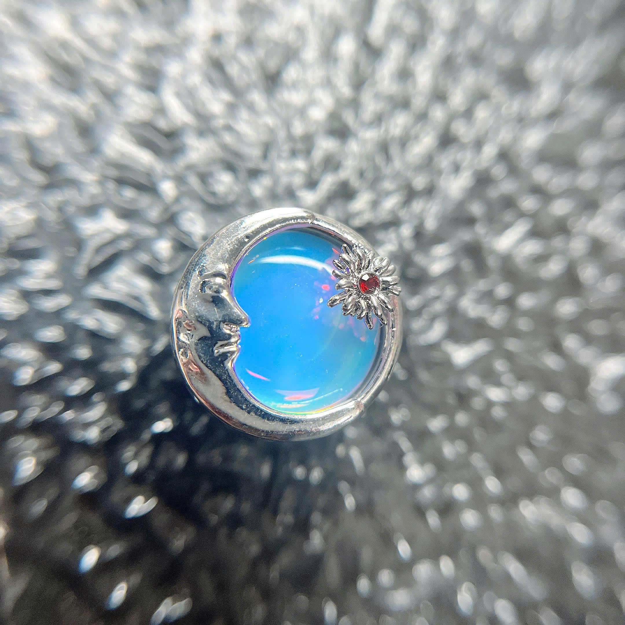 Khuyên nong size 12 mặt trăng loang xanh