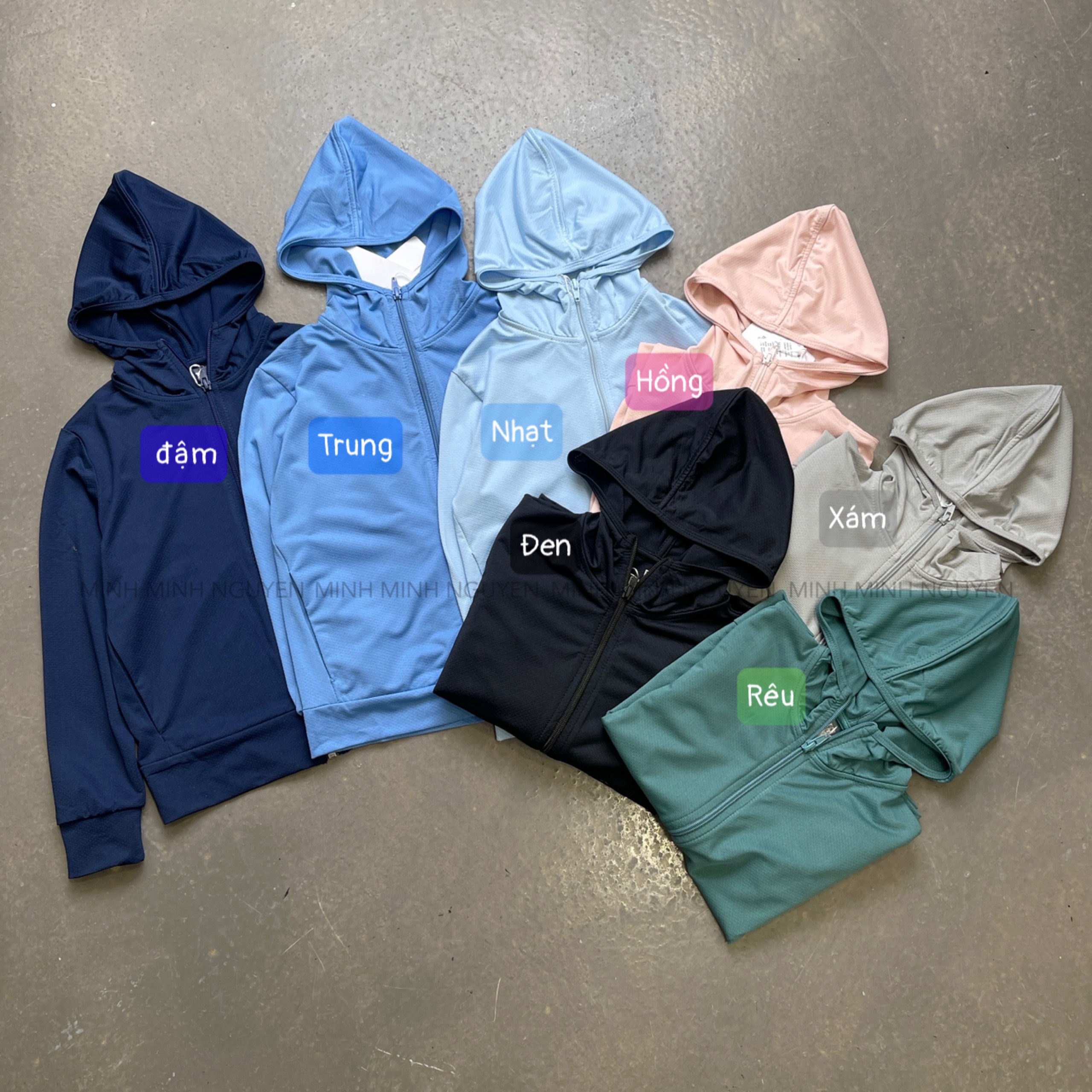 AO KHOAC BE UNIQLO_thumbnail_1