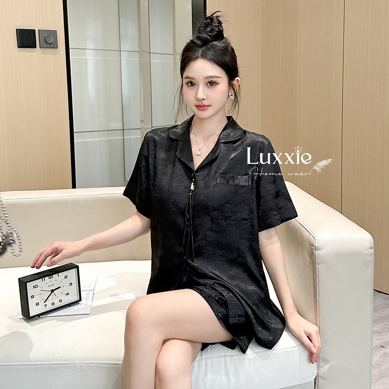 N126C Pijama lụa gấm đeo charm cộc đùi