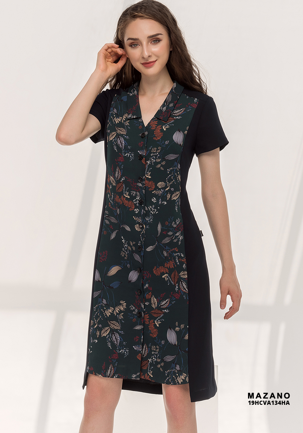 Đầm đen sơ mi pha thân trước dọc hoa_thumbnail_4