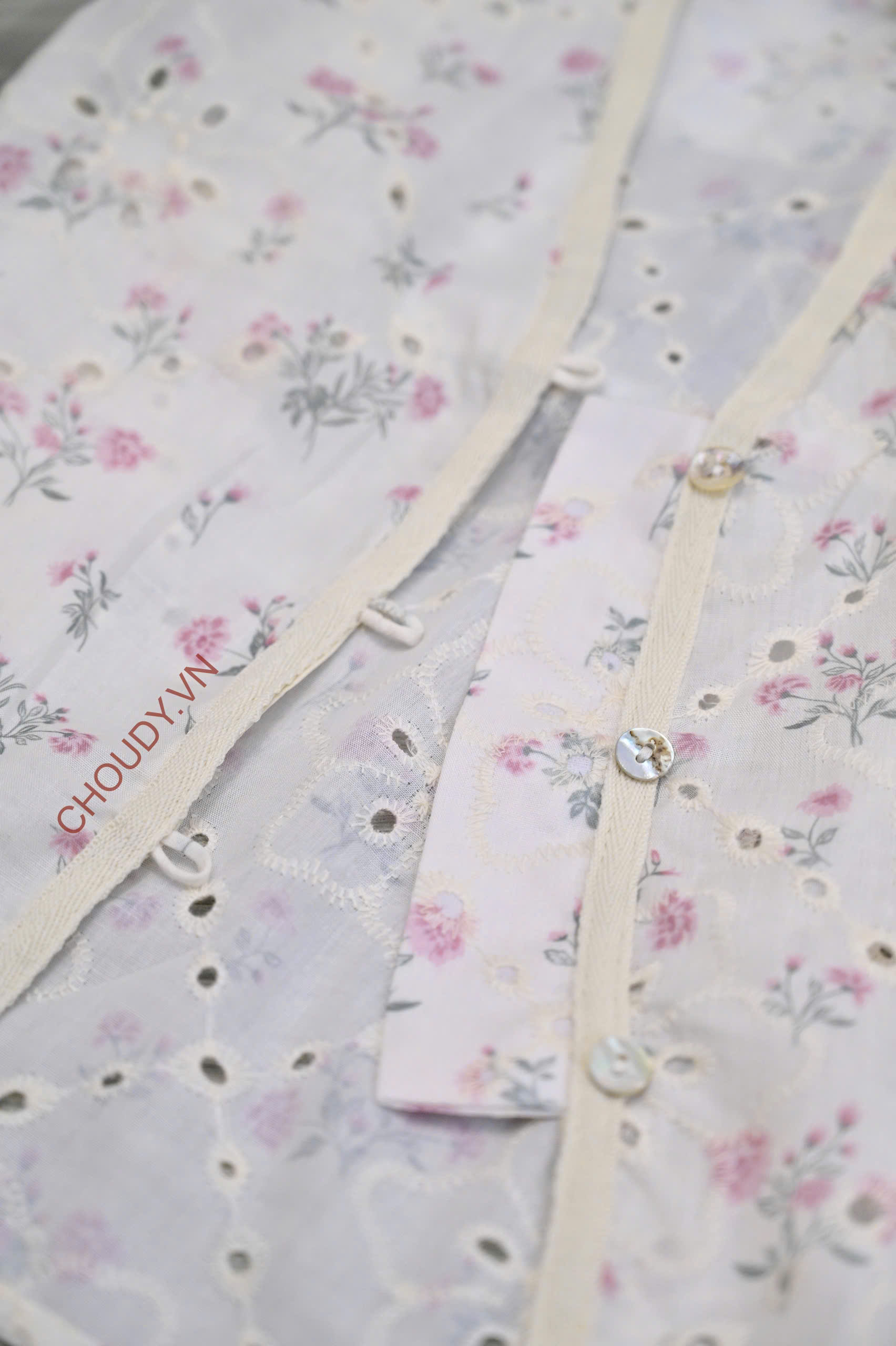 SALE U142_thumbnail_3