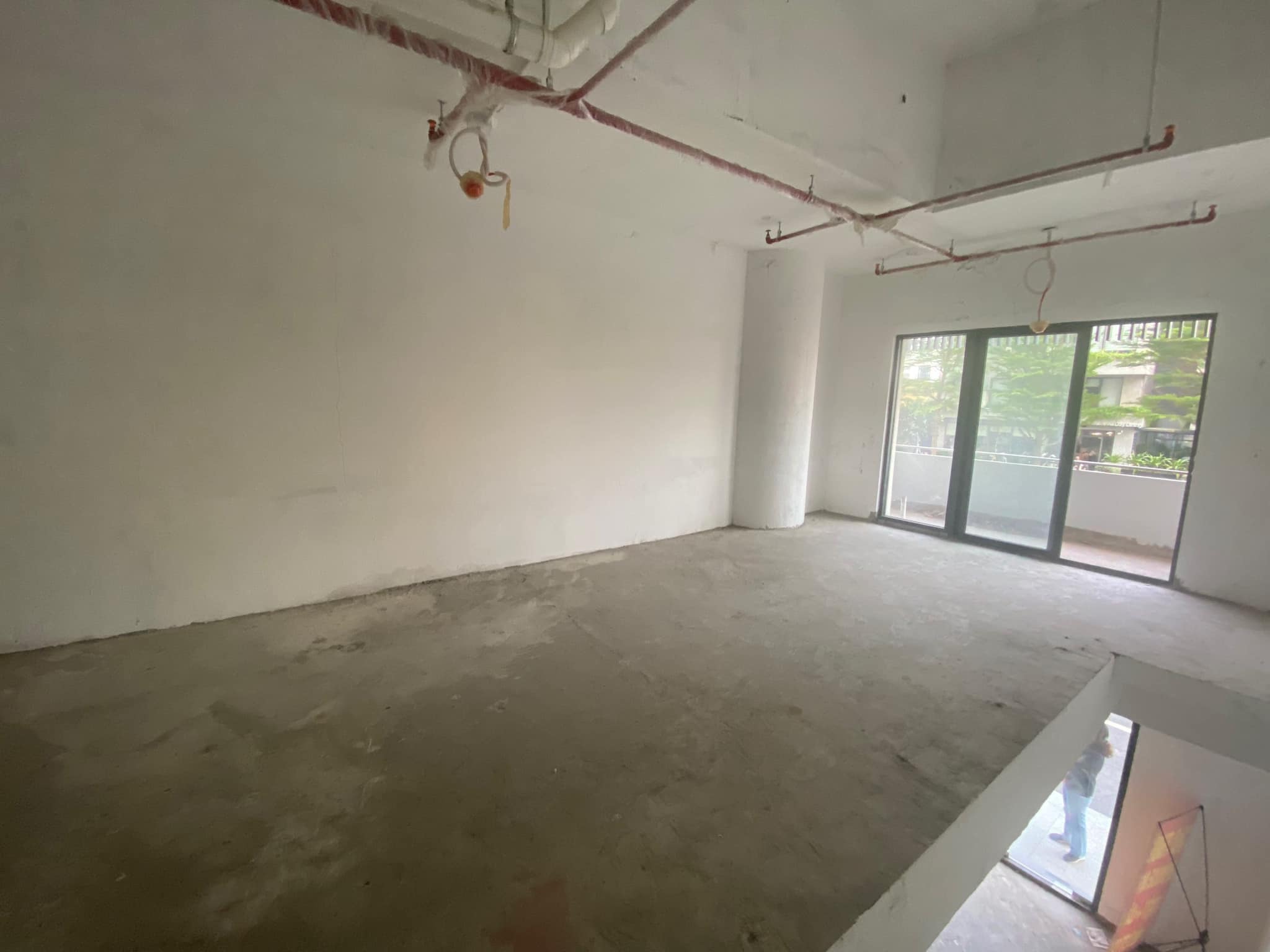 Shophouse One Verandah cửa chính hướng Tây Nam, bàn giao thô