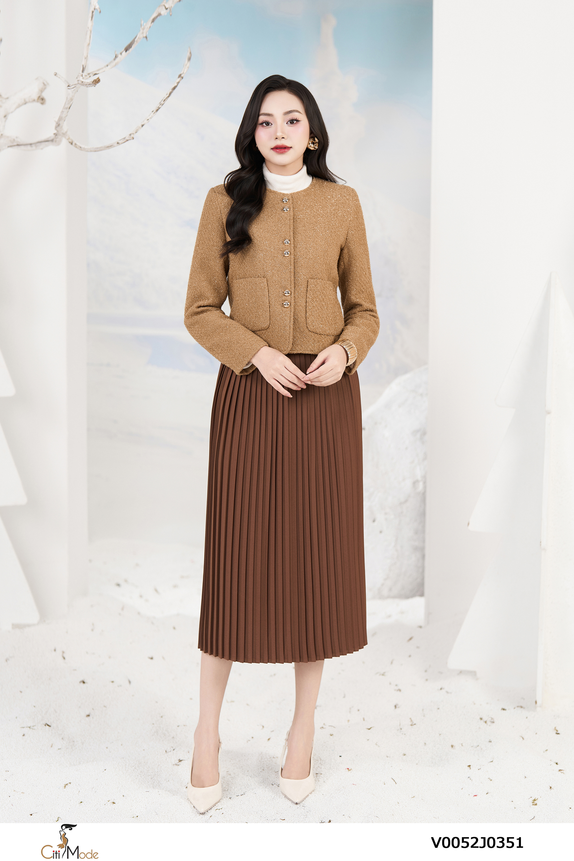 Vest cổ tròn màu vàng ánh kim_thumbnail_2