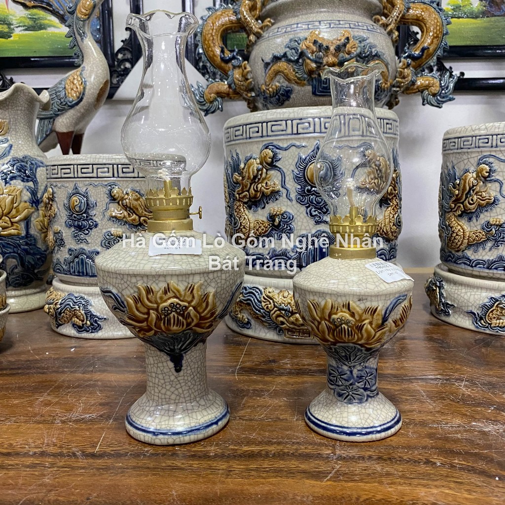 Đèn Thờ Cúng Men Rạn Váy Tròn Rồng - Váy Vuông Sen Bát Tràng - Nghệ nhân Chế Tác_thumbnail_3