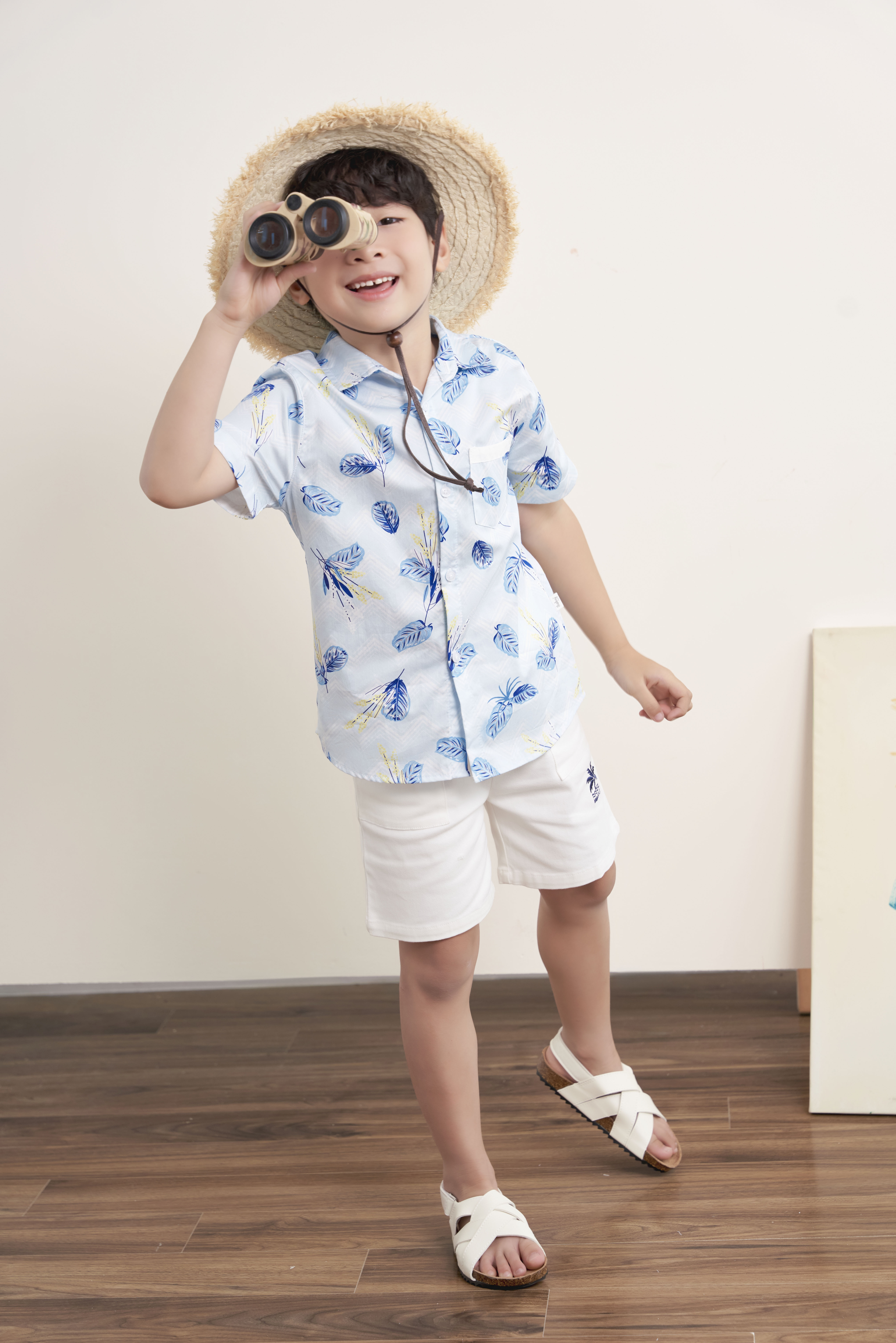 Bộ áo hoạ tiết quần thêu_thumbnail_6