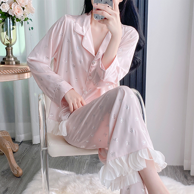 LEDAI06 Pijama lụa họa tiết nơ phối viền bồng