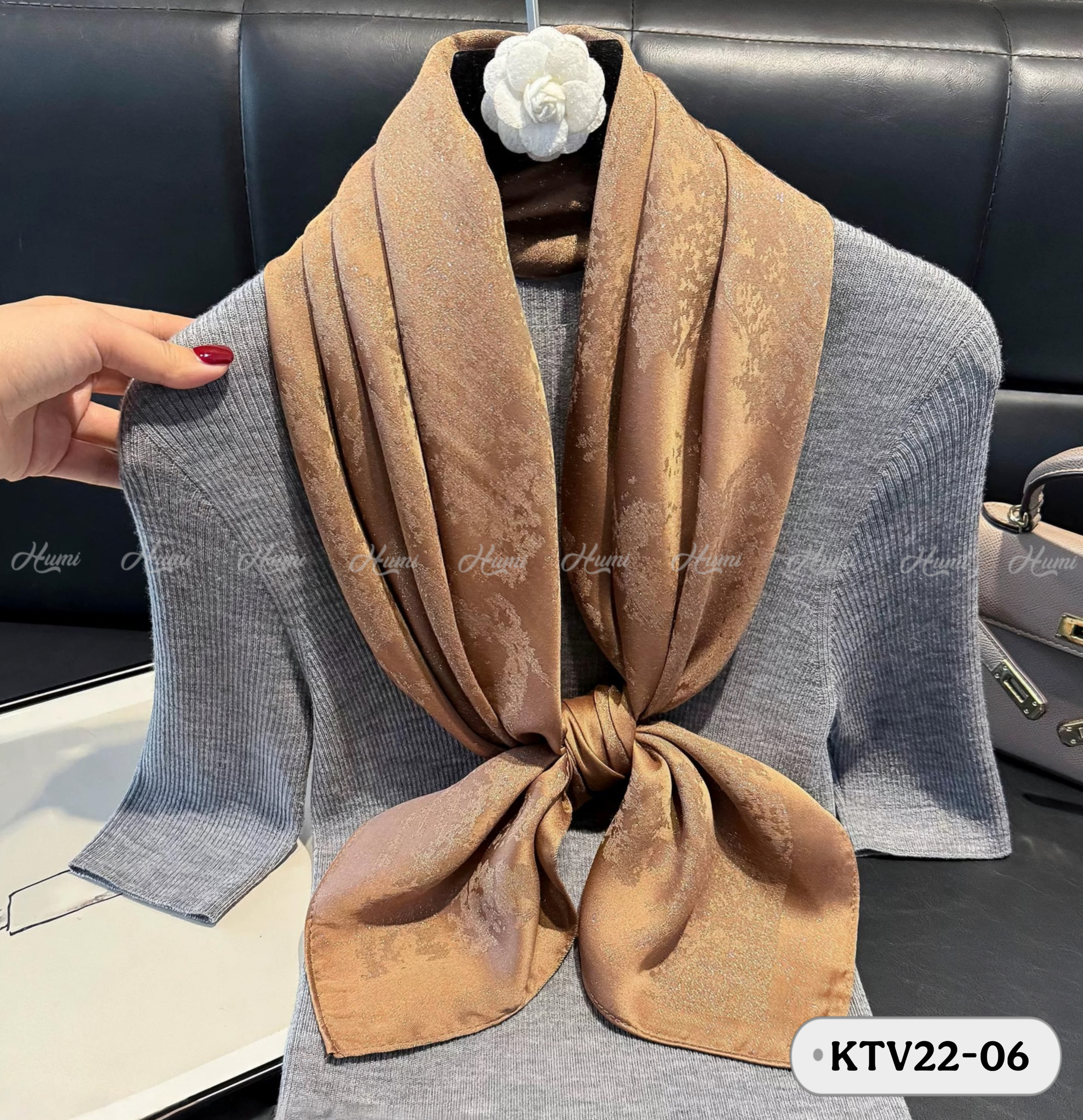 KHĂN LỤA VUÔNG KIM TUYẾN (KTV22-06 NÂU)