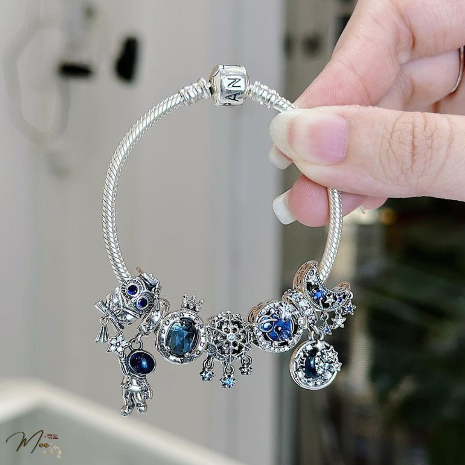 LT574 - Vòng Pandora Phi hành gia xanh dương