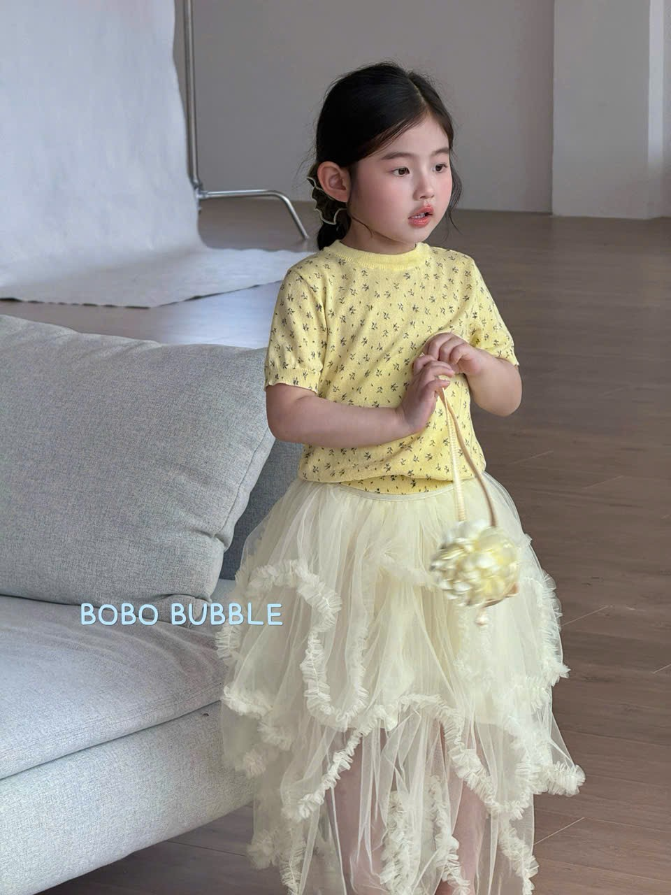 C189 - Chân váy lưới bèo tầng màu kem hãng Bobo Bubble