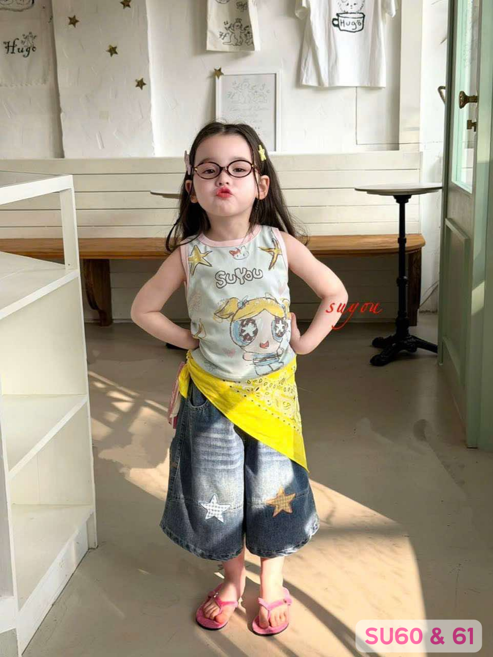 SU61 - Quần jean ống rộng đính sao màu xanh hãng Suyou